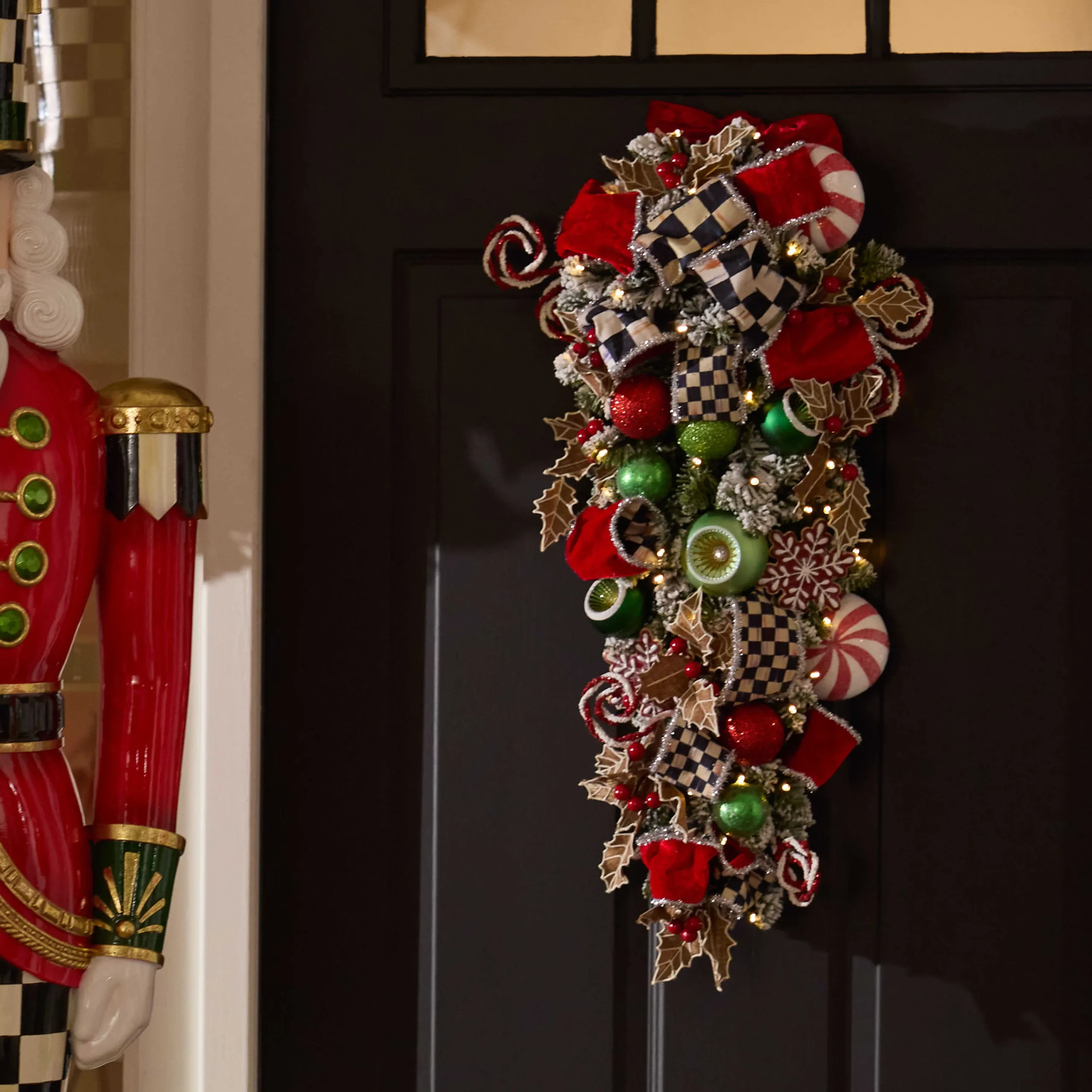 MacKenzie-Childs Holiday|Greenery & Florals<Bake Shop Illuminated Swag