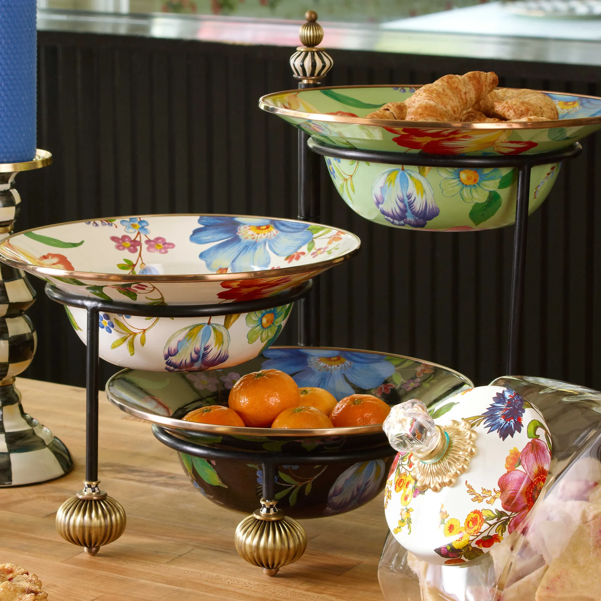 MacKenzie-Childs Serveware<Black Flower Market Serving Bowl