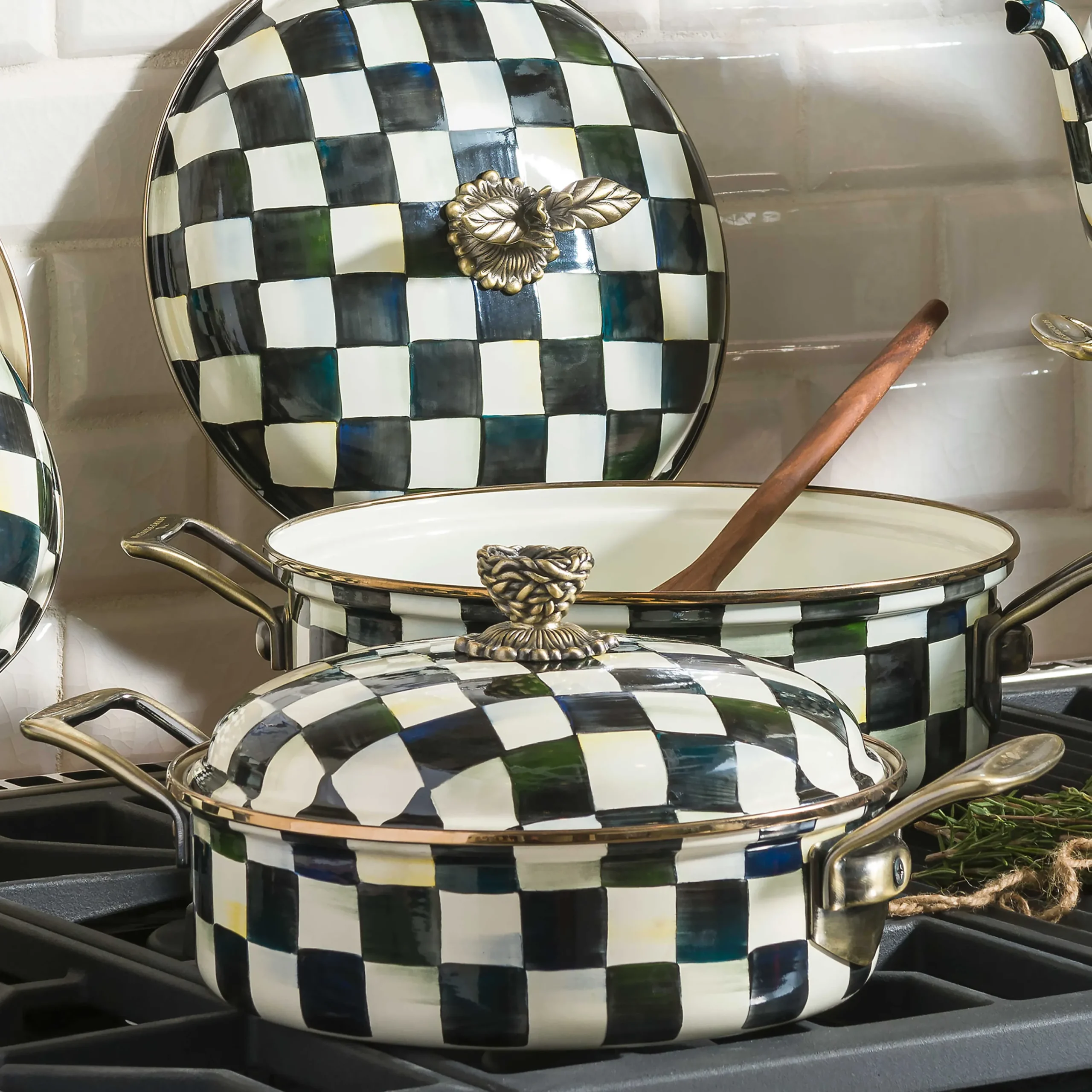 MacKenzie-Childs Cookware & Bakeware<Courtly Check 3 Quart Casserole