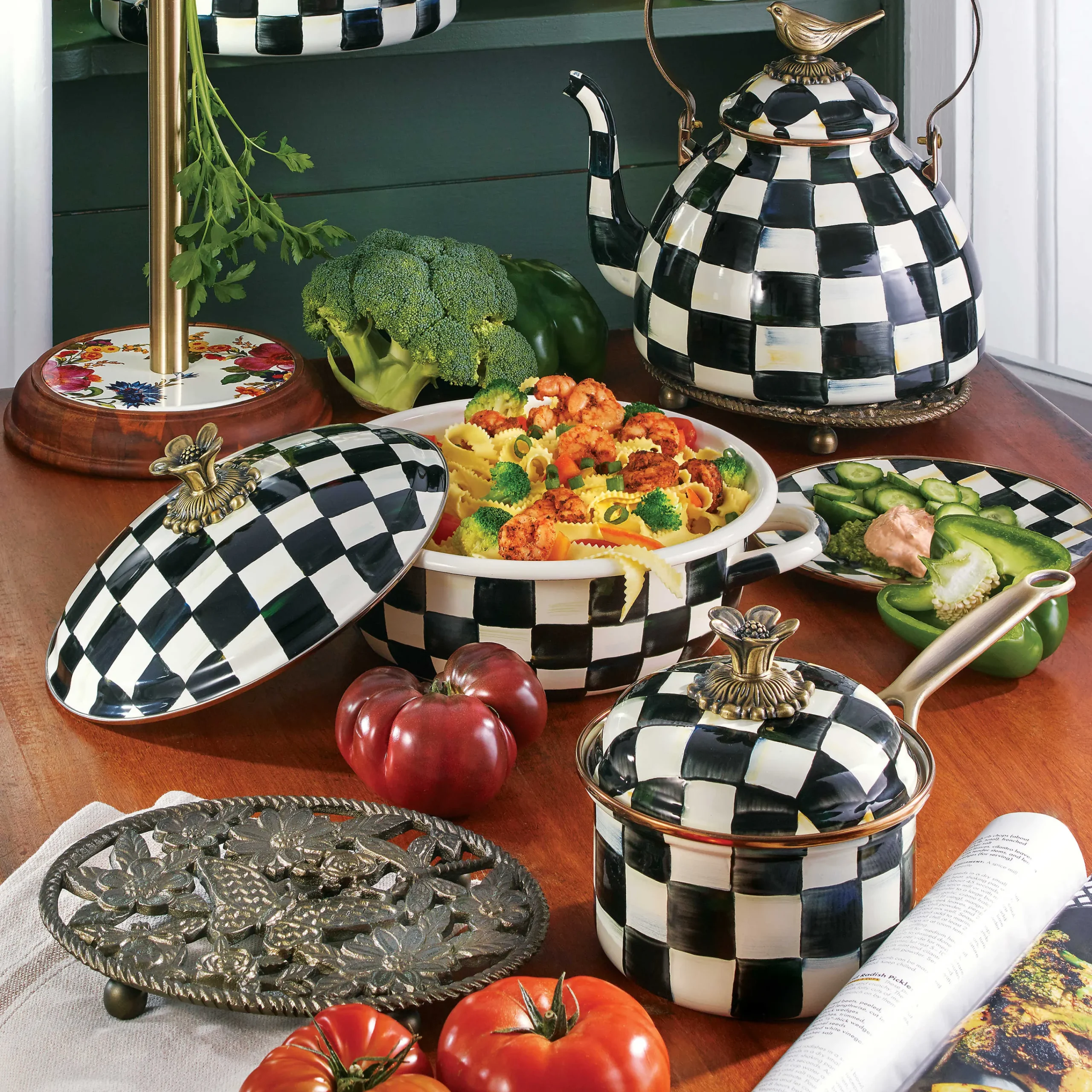MacKenzie-Childs Cookware & Bakeware<Courtly Check 1 Quart Saucepan