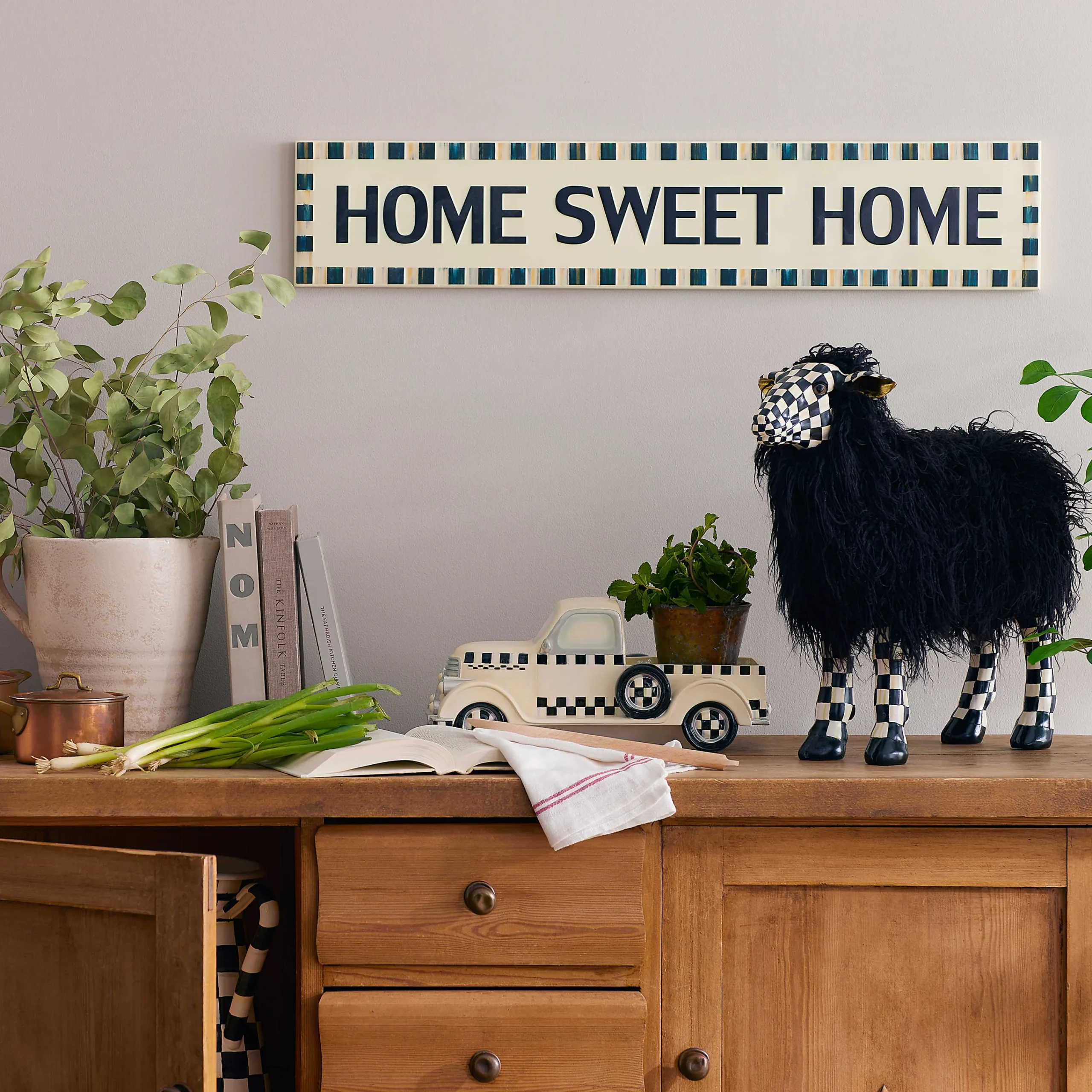 MacKenzie-Childs Spring|Room Accents<Courtly Check Black Sheep - Small