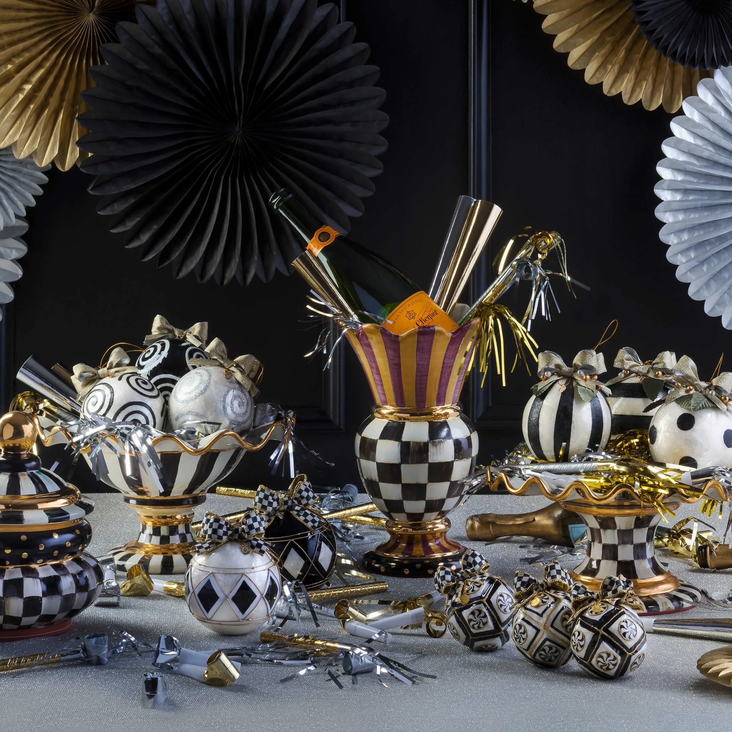 MacKenzie-Childs Serveware<Courtly Check Ceramic Fluted Cake Stand