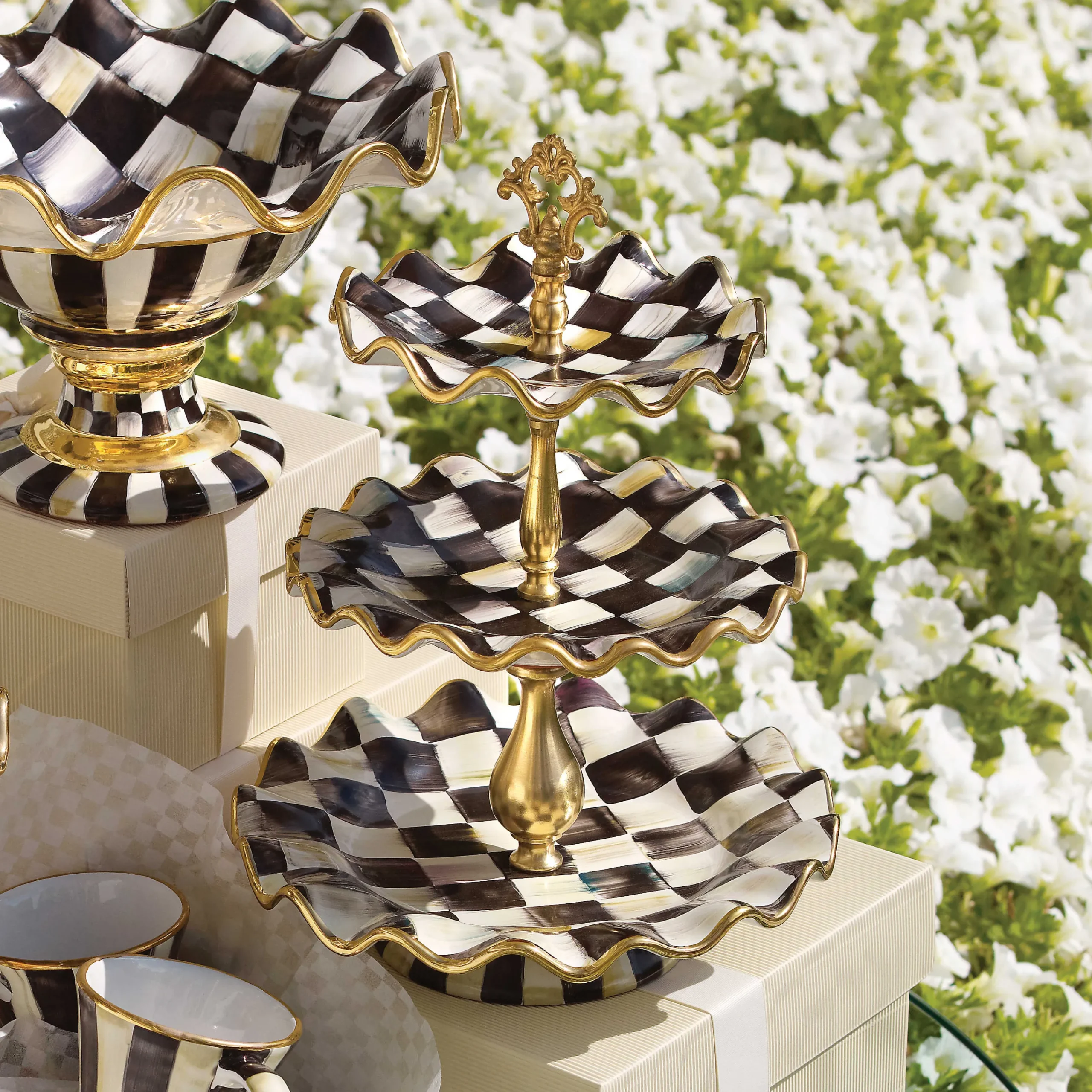 MacKenzie-Childs Bar Entertaining|Serveware<Courtly Check Ceramic Three Tier Sweet Stand