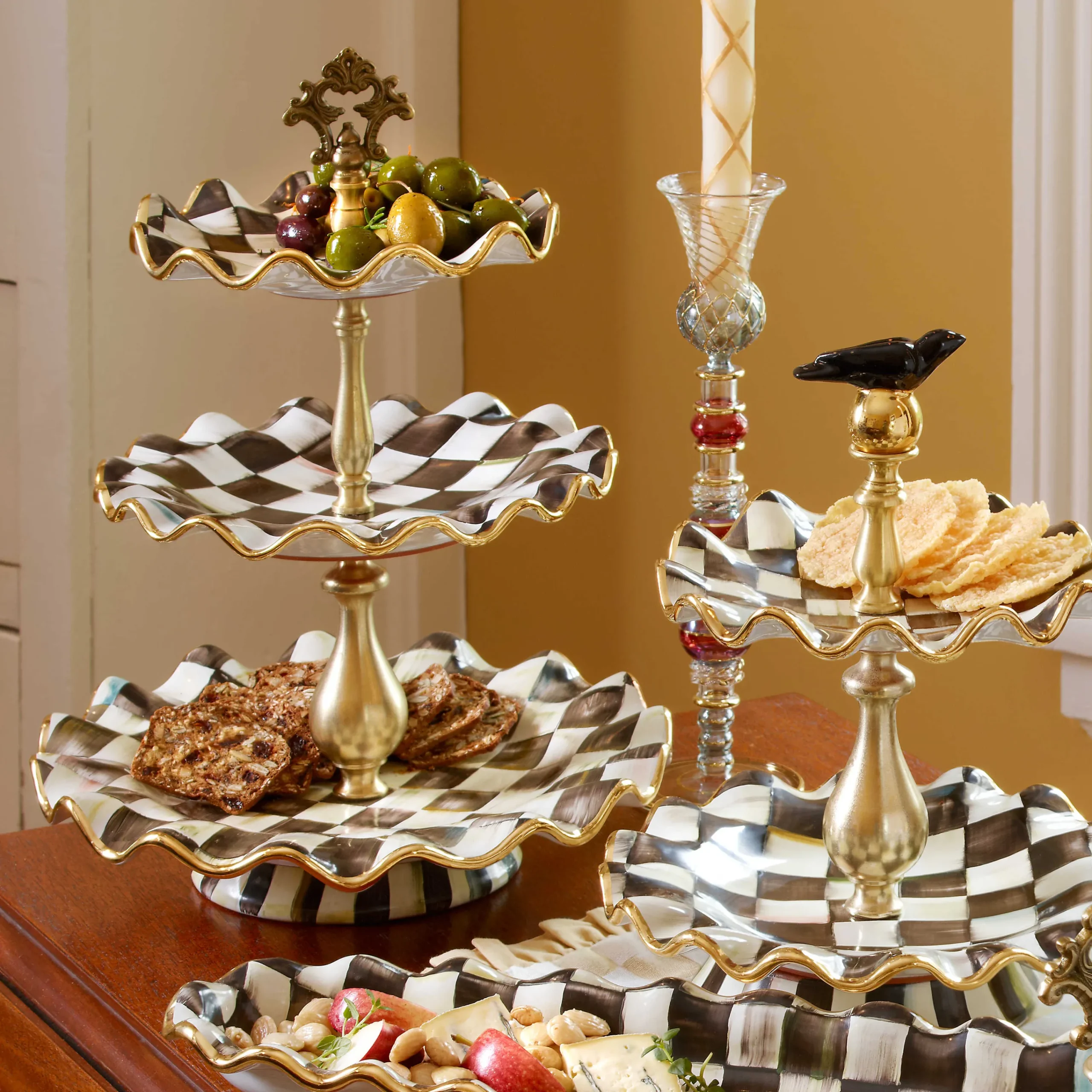 MacKenzie-Childs Bar Entertaining|Serveware<Courtly Check Ceramic Three Tier Sweet Stand