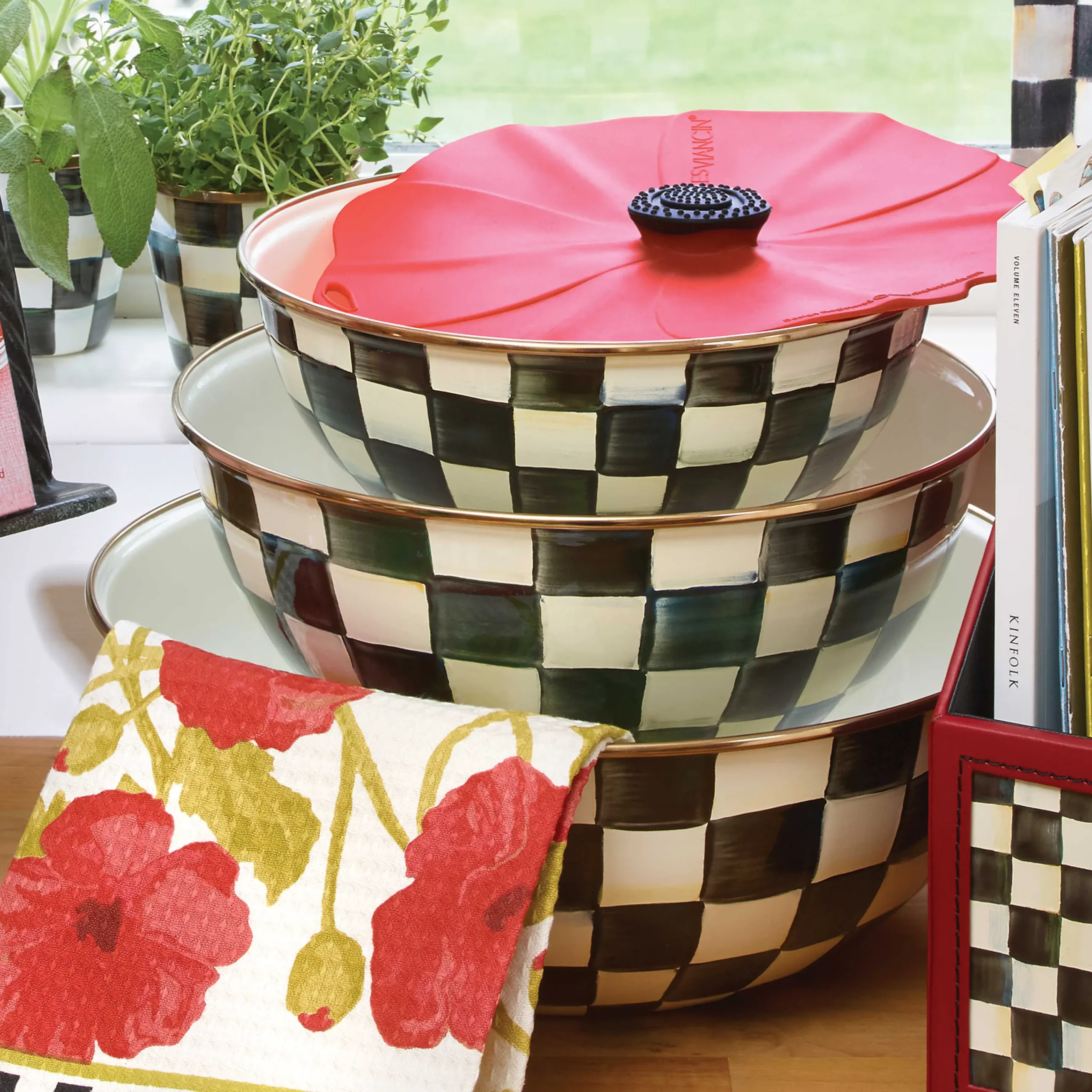 MacKenzie-Childs Serveware<Courtly Check Extra Large Everyday Bowl