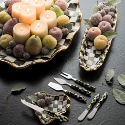 MacKenzie-Childs Bar Entertaining|Serveware<Courtly Check Fluted Heart Plate