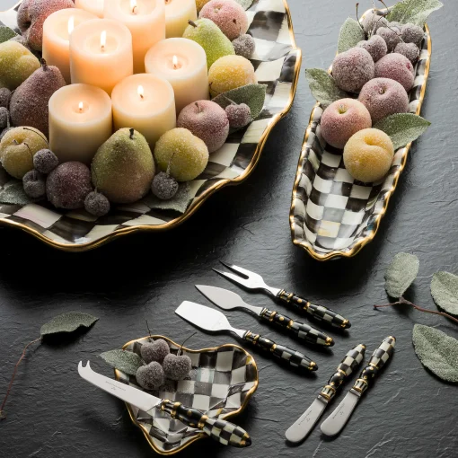 MacKenzie-Childs Bar Entertaining|Serveware<Courtly Check Fluted Heart Plate