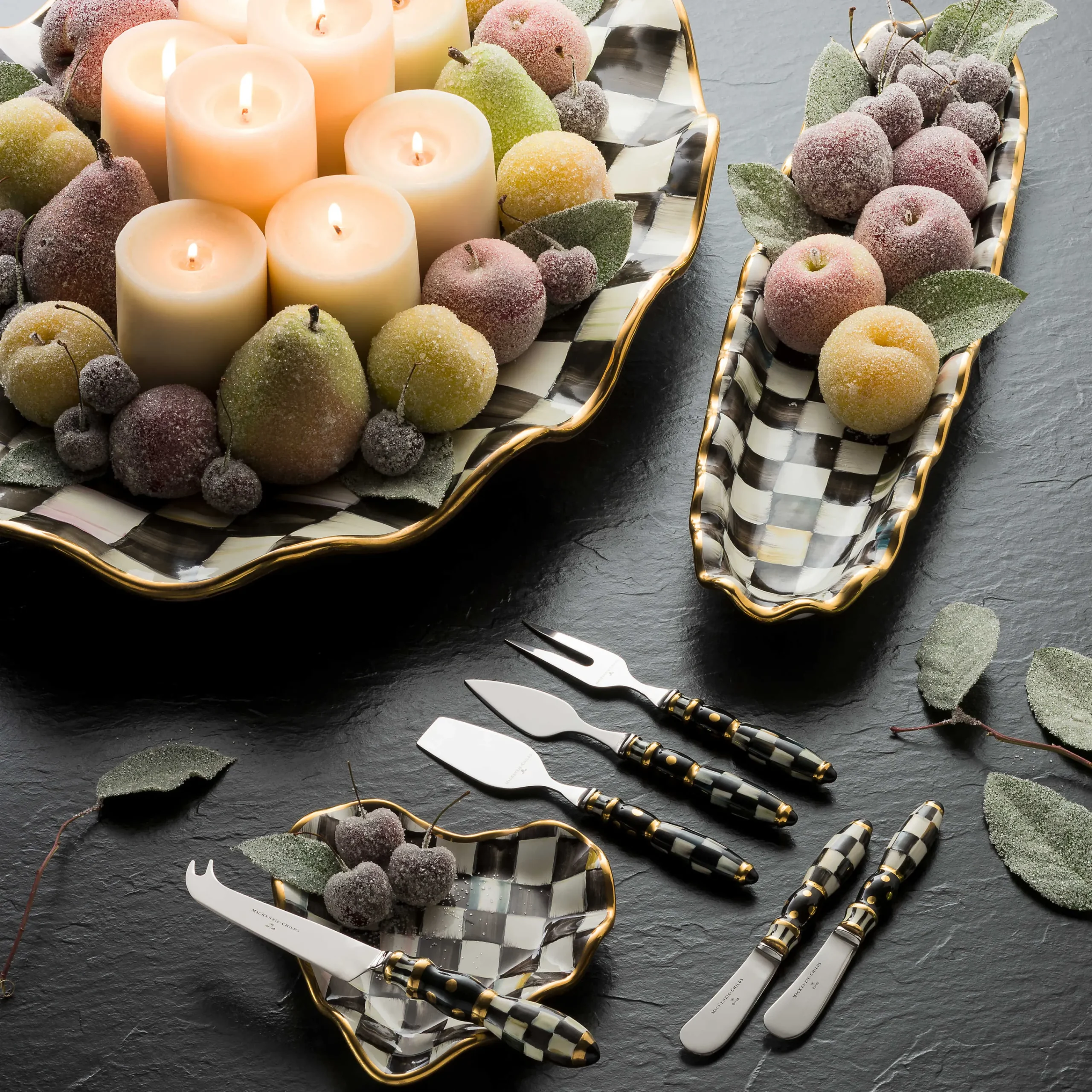 MacKenzie-Childs Bar Entertaining|Serveware<Courtly Check Fluted Heart Plate