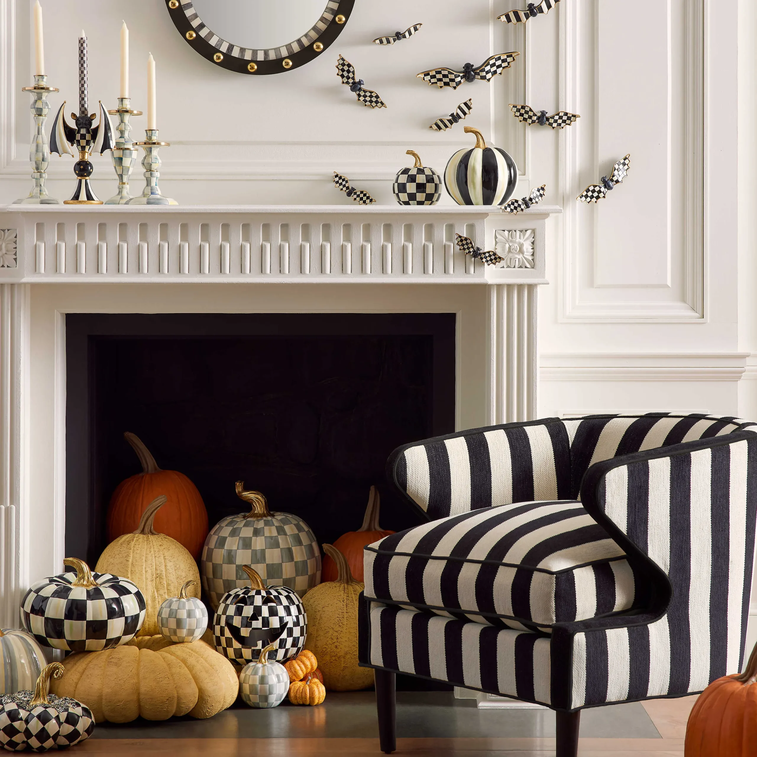MacKenzie-Childs Pumpkins|The Halloween Shop<Courtly Check Glossy Mini Pumpkin