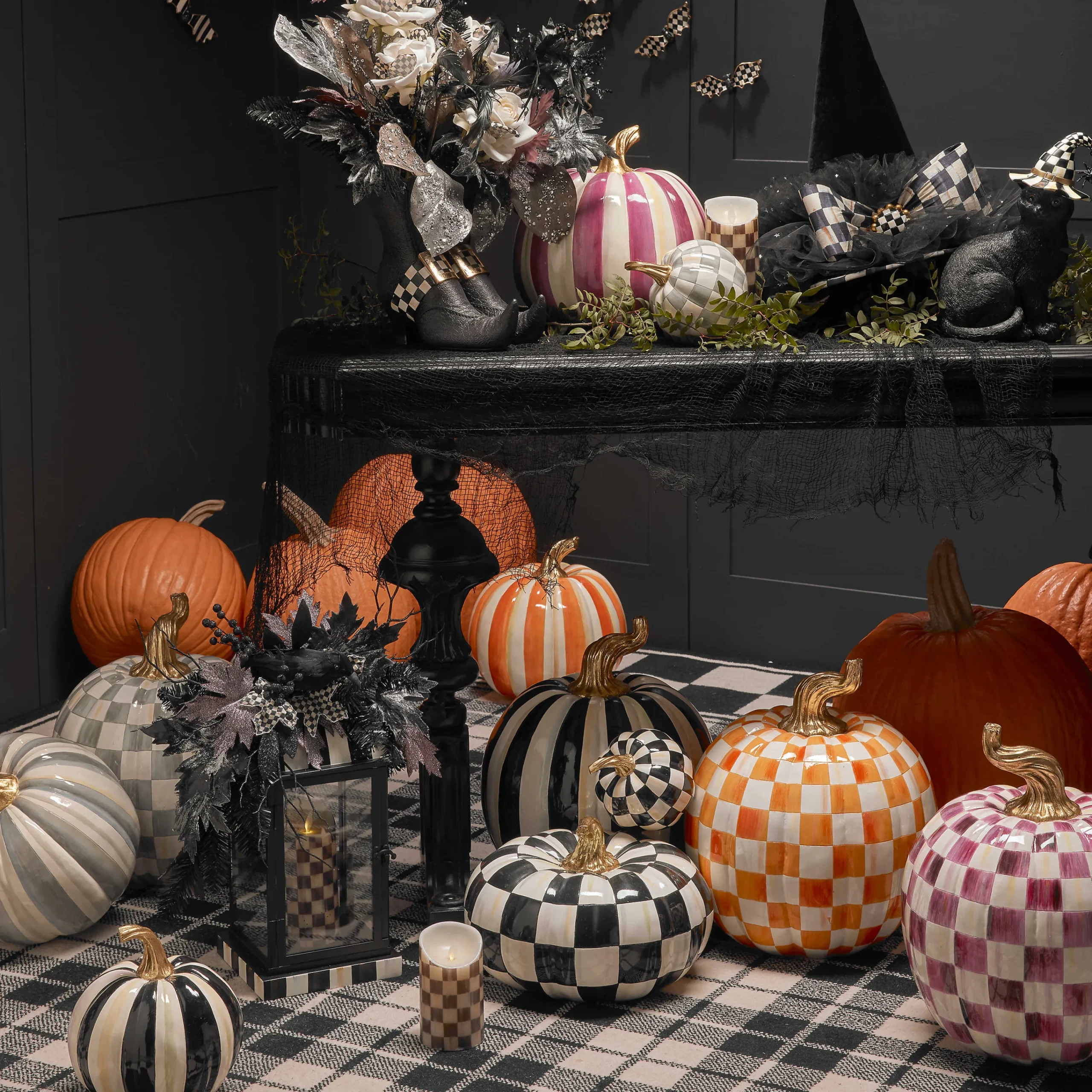 MacKenzie-Childs Pumpkins|The Halloween Shop<Courtly Check Glossy Mini Pumpkin