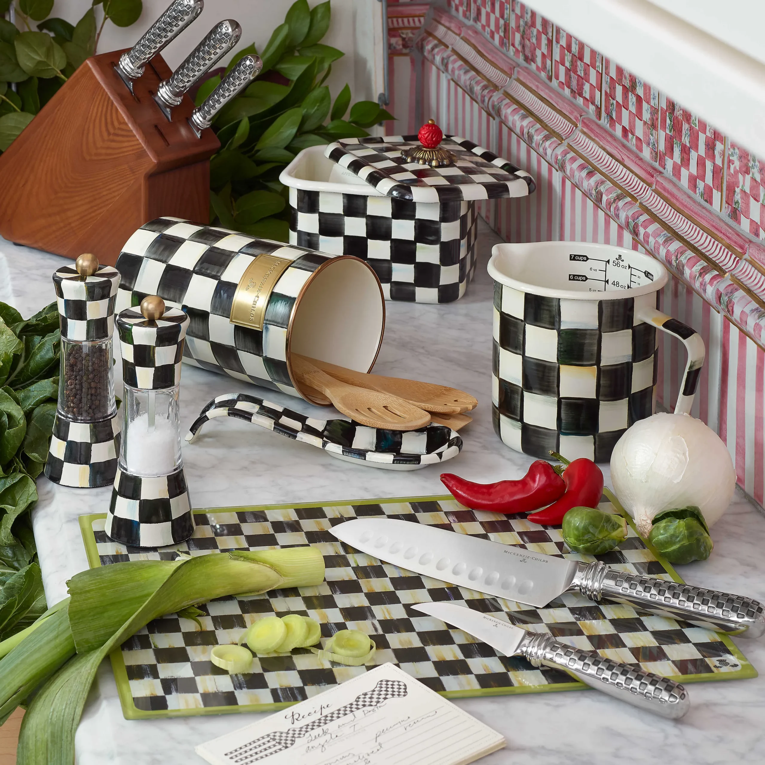 MacKenzie-Childs Serveware<Courtly Check Grinder