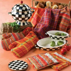 MacKenzie-Childs Fall Entertaining|Cookware & Bakeware<Courtly Check Medium Oval Gratin Dish