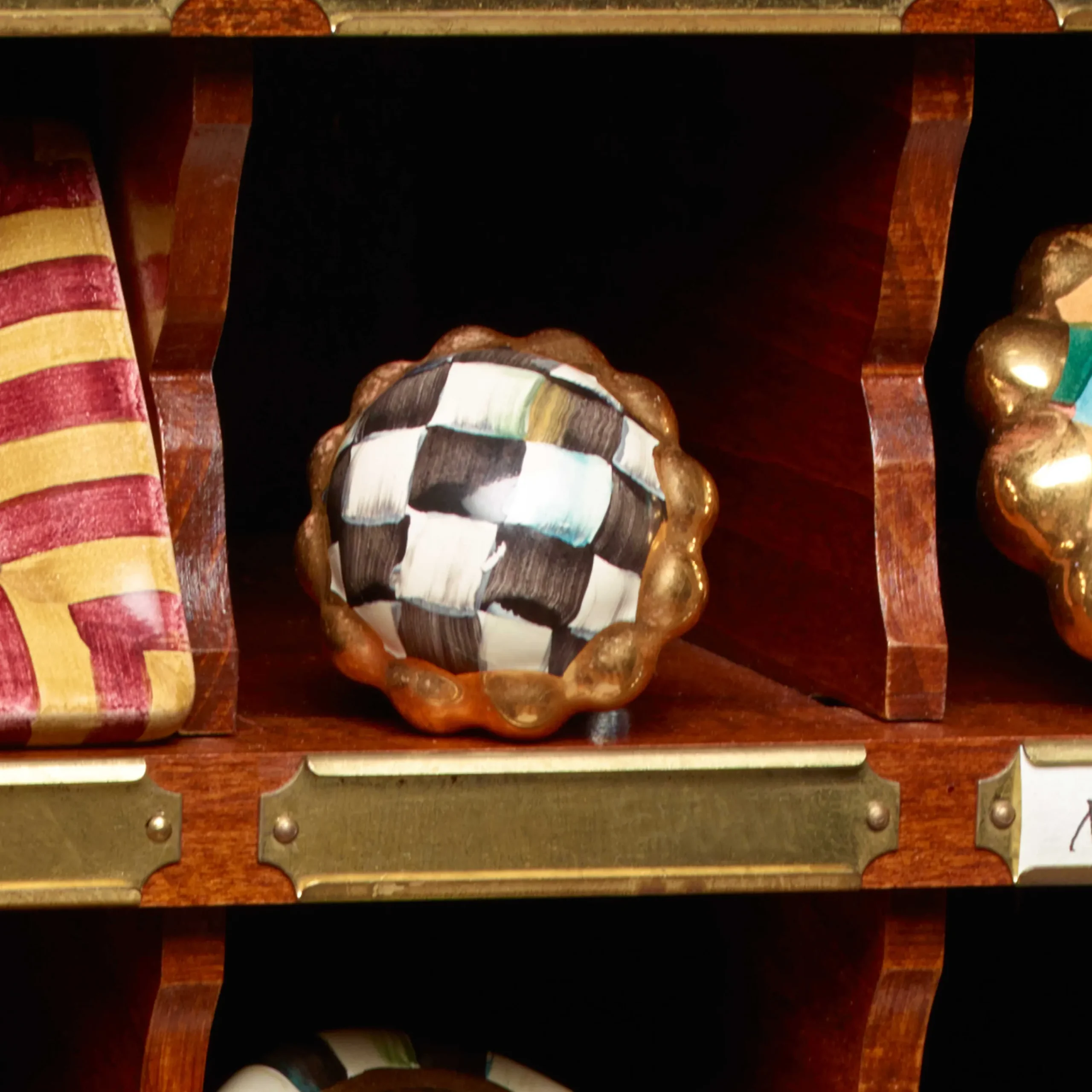 MacKenzie-Childs Finishing Touches|Room Accents<Courtly Check Petit Four Round Knob