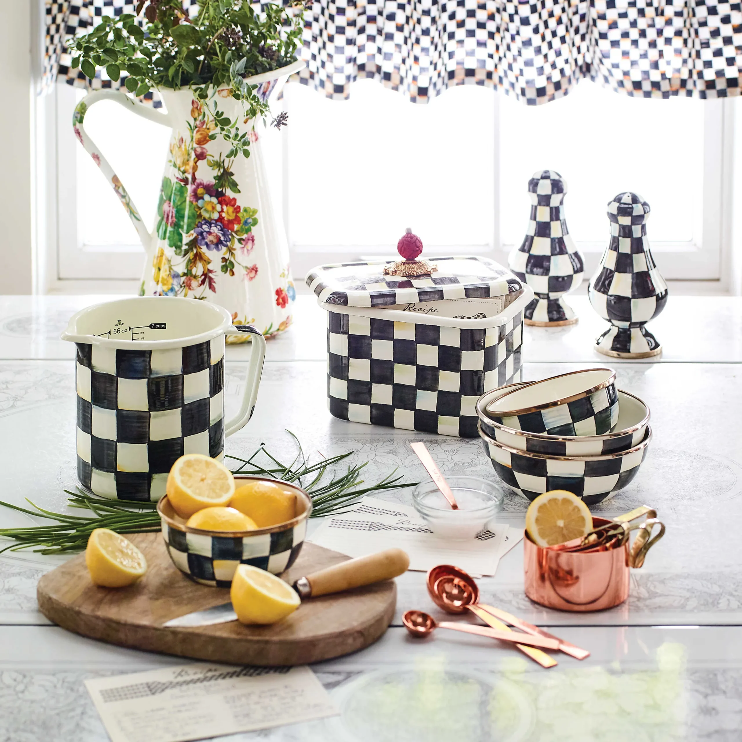 MacKenzie-Childs Bar Entertaining|Serveware<Courtly Check Pinch Bowl