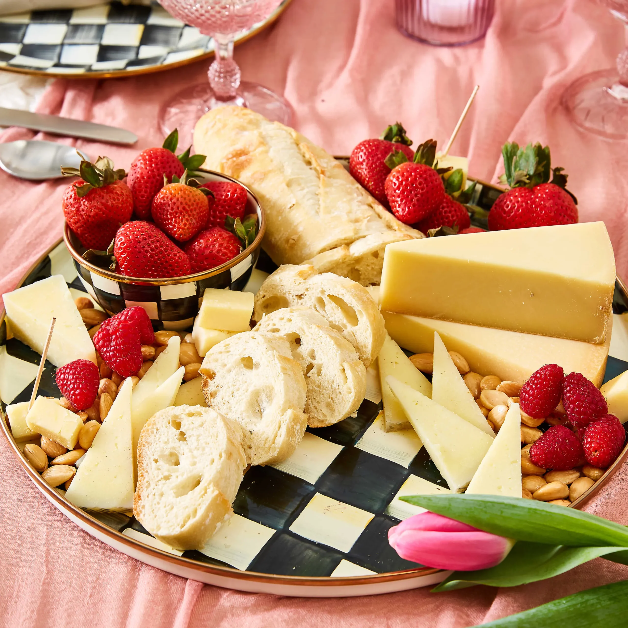 MacKenzie-Childs Bar Entertaining|Serveware<Courtly Check Pinch Bowl