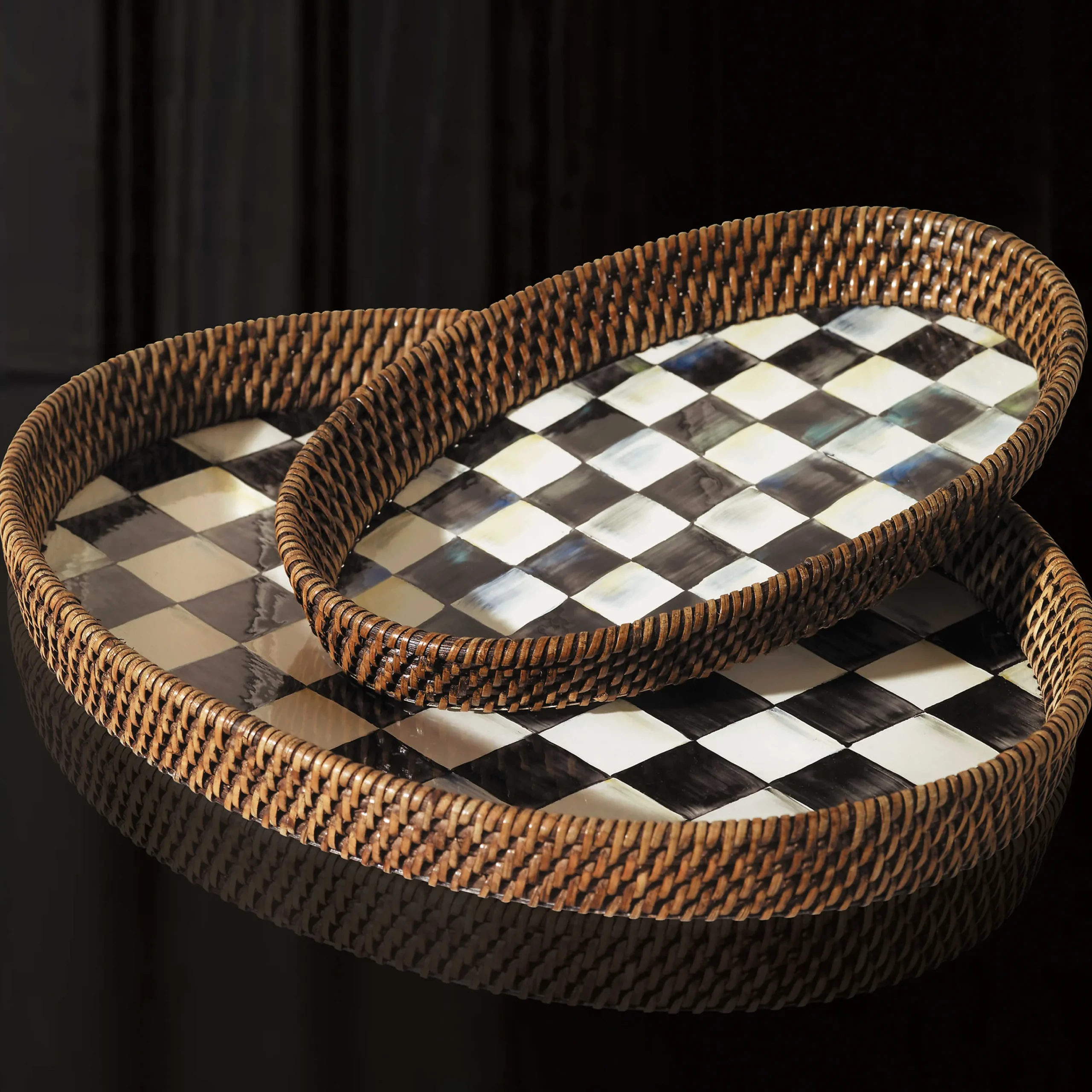 MacKenzie-Childs Fall Entertaining|Bar Entertaining<Courtly Check Rattan  Enamel Large Serving Tray
