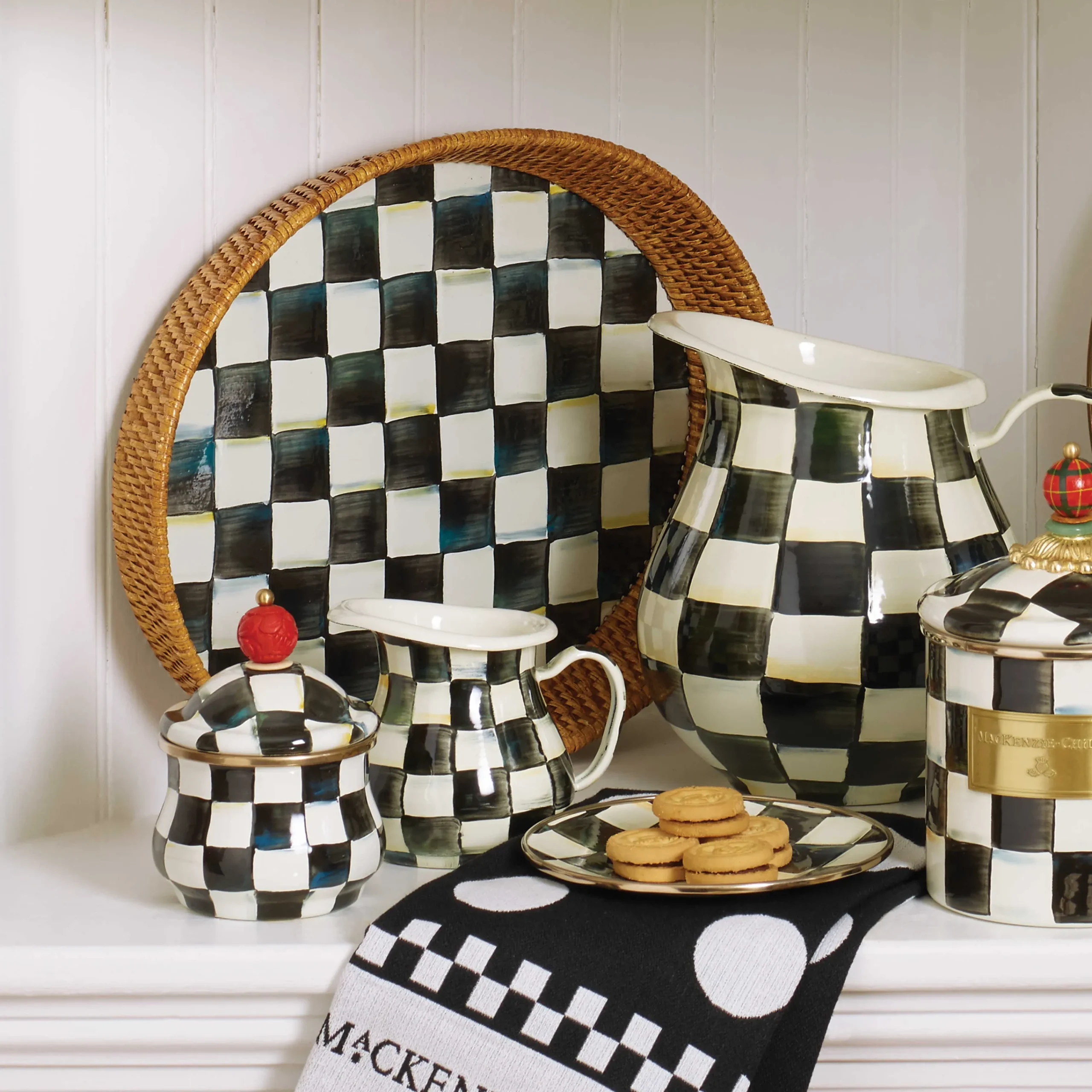 MacKenzie-Childs Fall Entertaining|Bar Entertaining<Courtly Check Rattan  Enamel Large Serving Tray