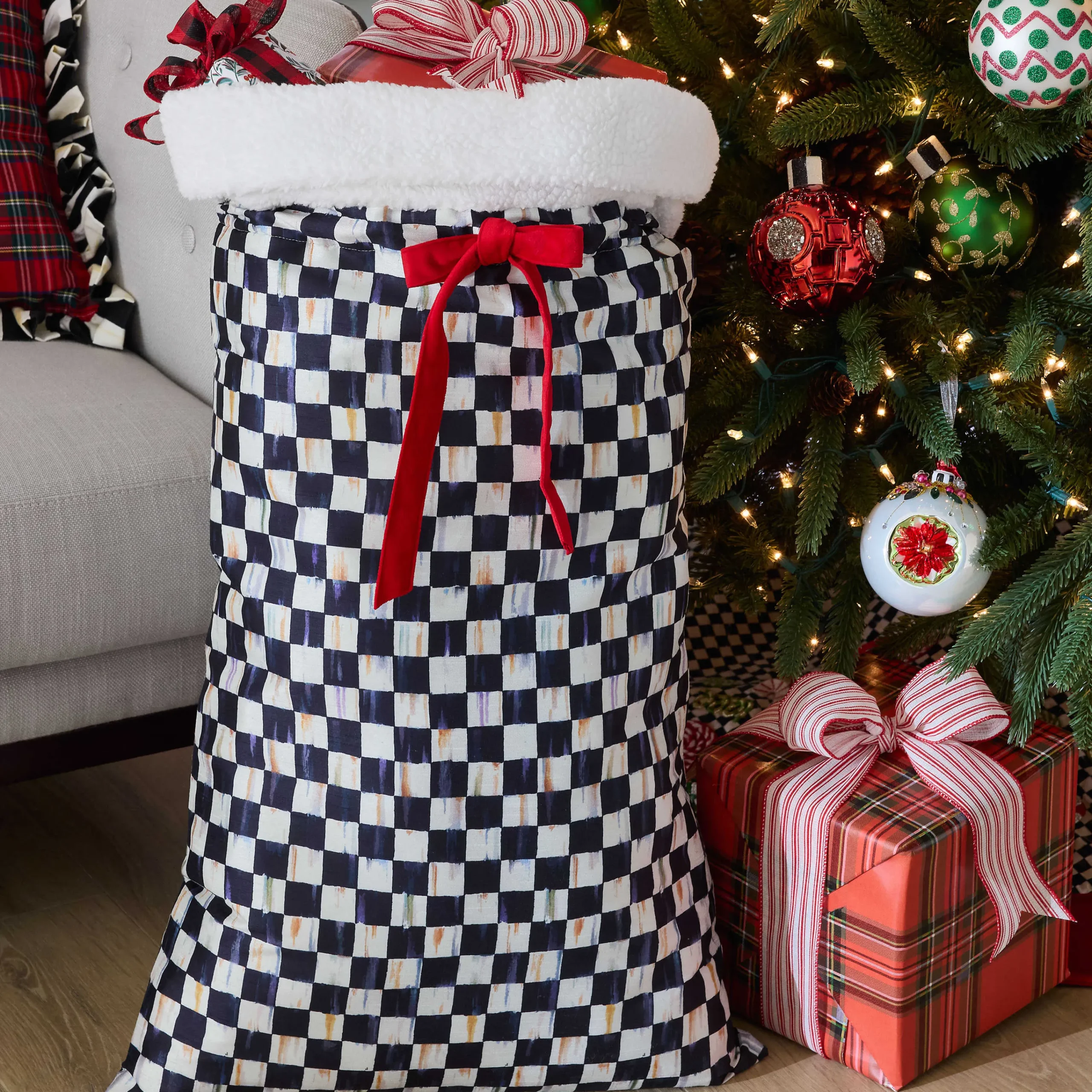 MacKenzie-Childs Finishing Touches|Room Accents<Courtly Check Santa Bag