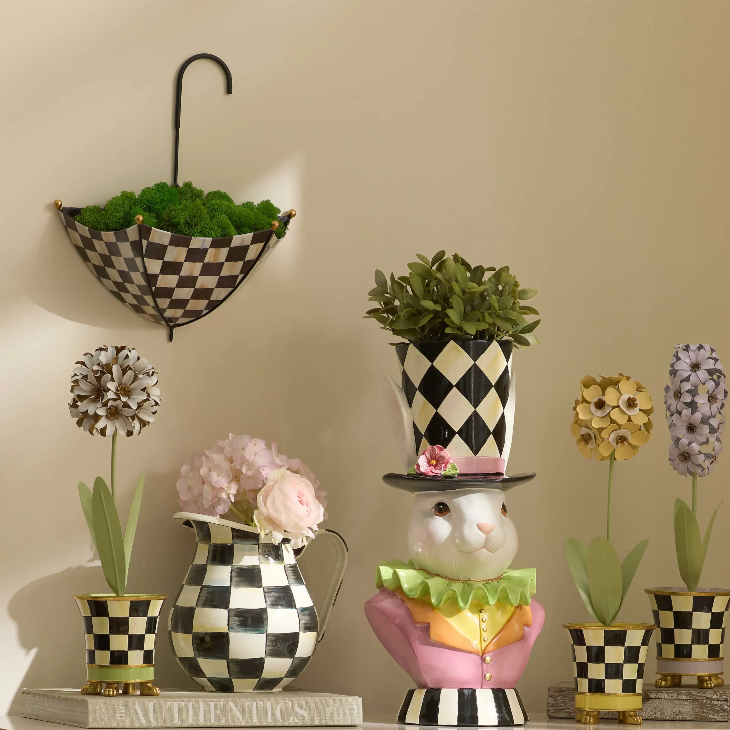 MacKenzie-Childs Spring|Greenery & Florals<Courtly Check Umbrella Wall Planter