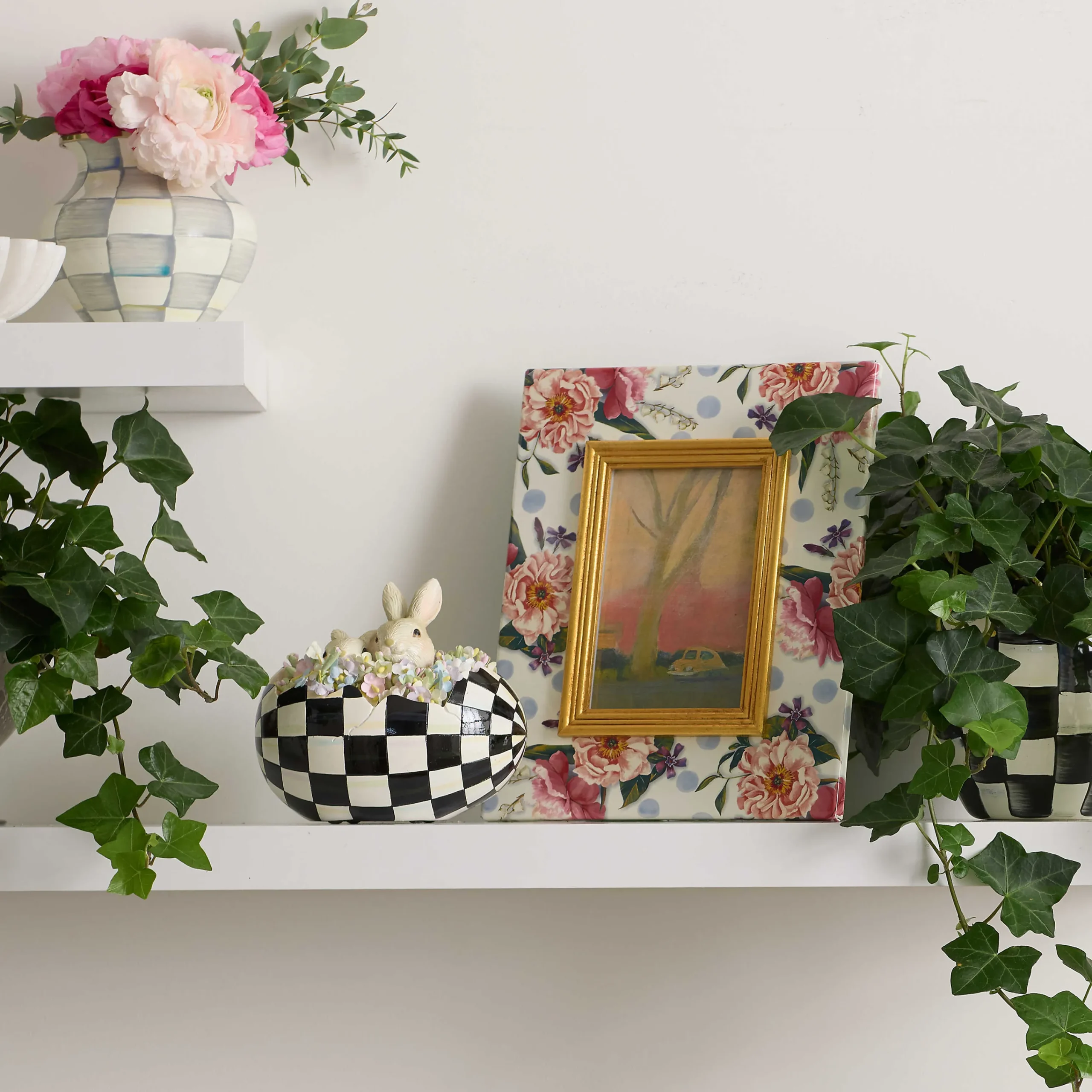 MacKenzie-Childs Spring|Easter<Courtly Peekaboo Egg