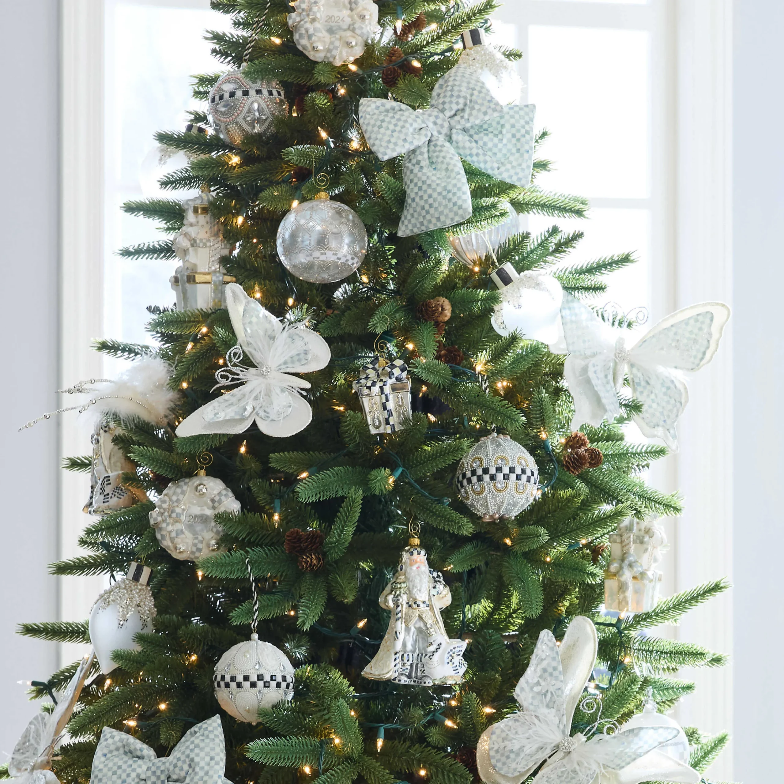 MacKenzie-Childs Holiday<Crystal Palace Stacked Gifts Glass Ornament