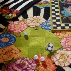 MacKenzie-Childs Rugs<Cutting Garden 6' Round Rug