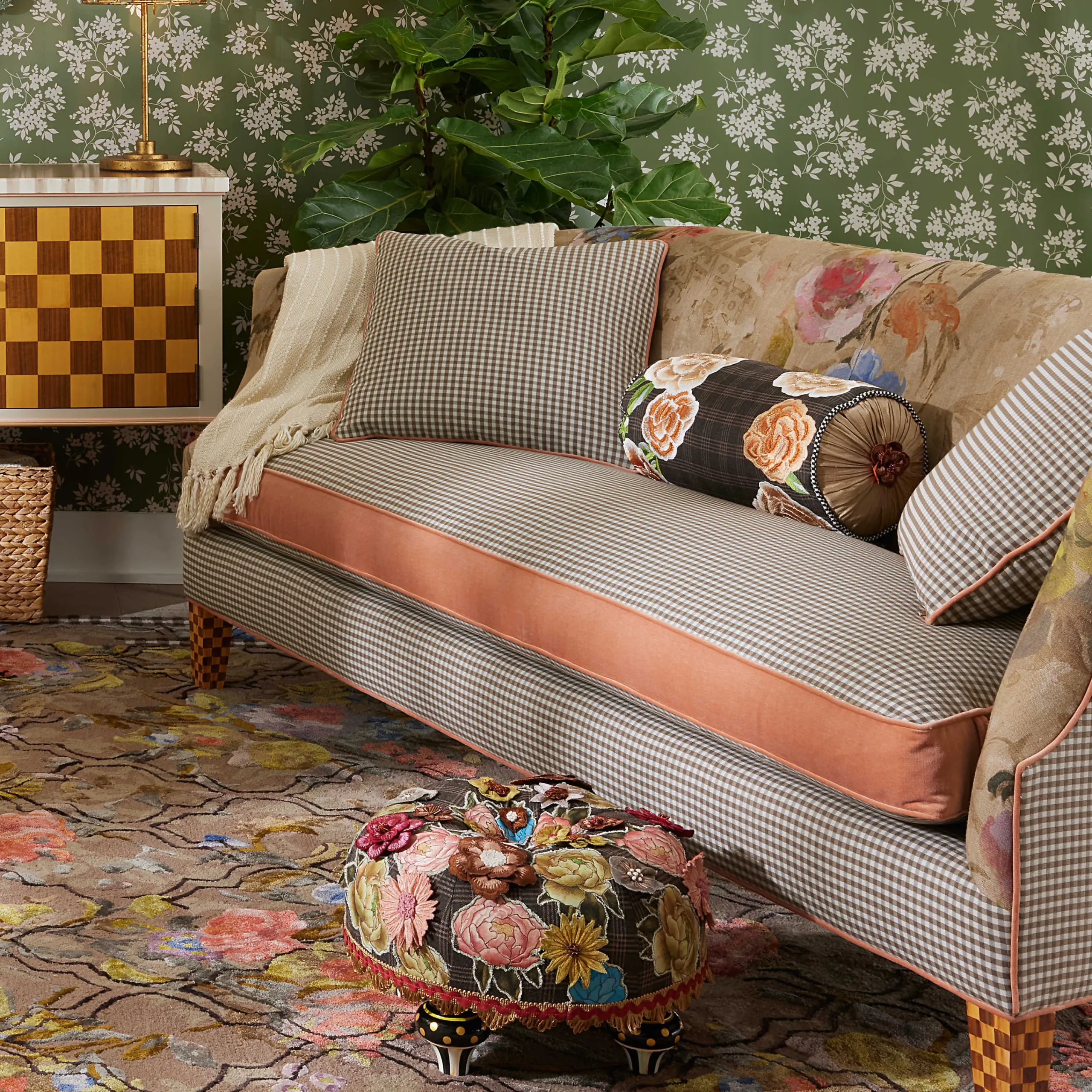 MacKenzie-Childs Living Room<Field Study Floral  Gingham Sofa