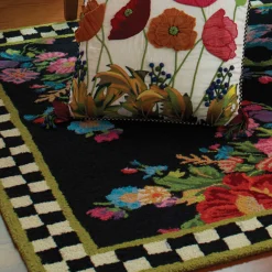 MacKenzie-Childs Rugs<Flower Market 8' x 10' Rug