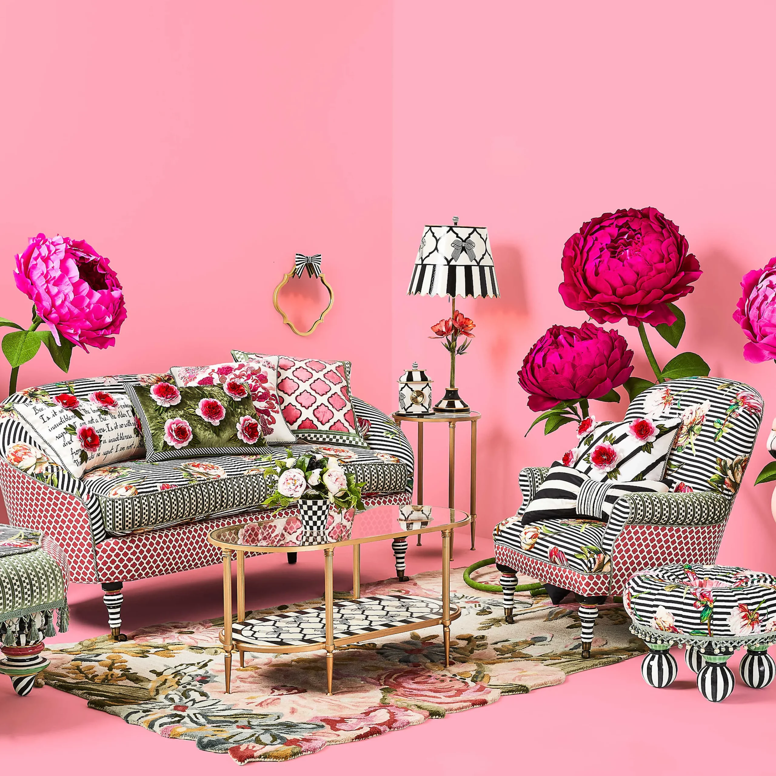 MacKenzie-Childs Living Room<Flower Show Loveseat