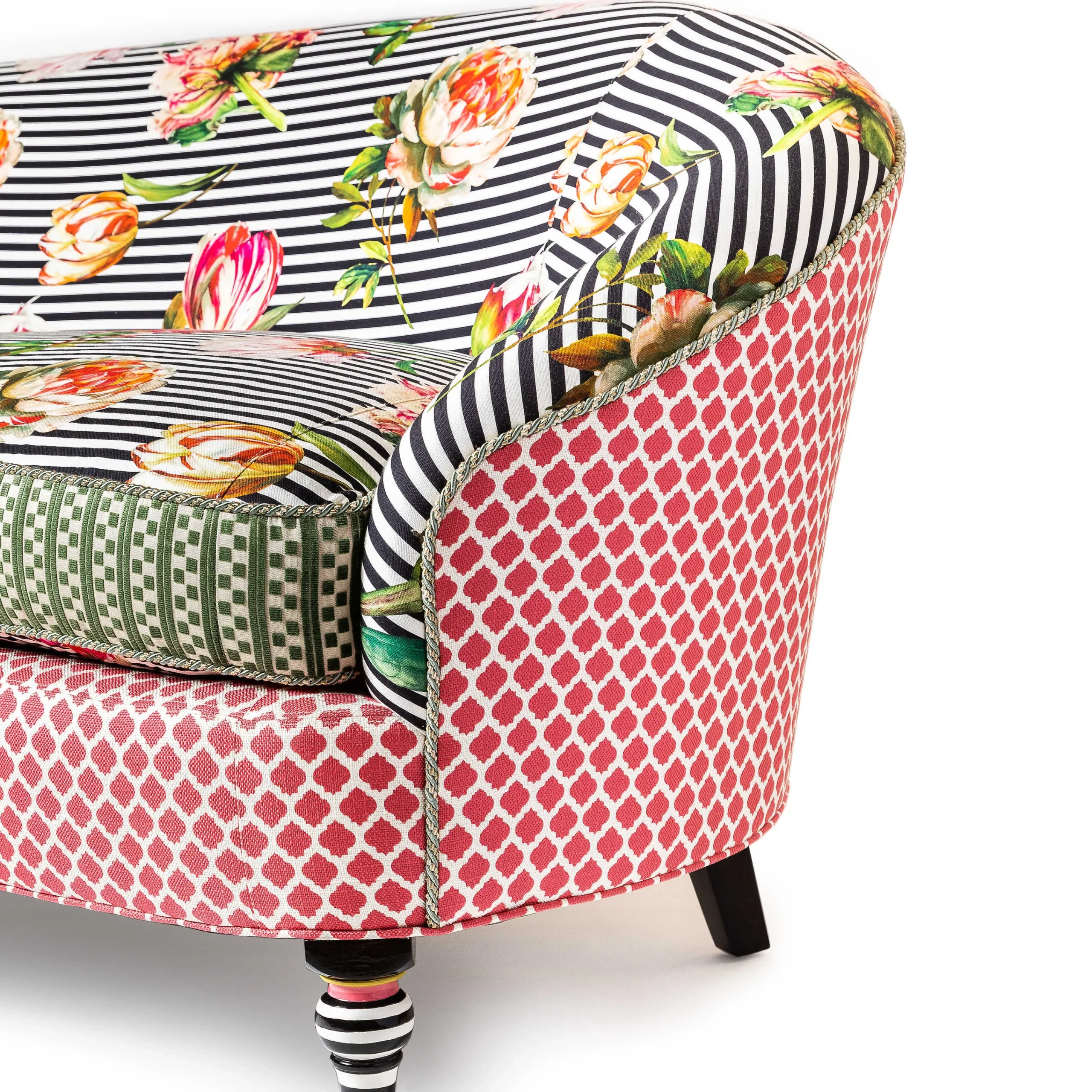 MacKenzie-Childs Living Room<Flower Show Loveseat