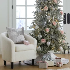 MacKenzie-Childs Holiday|Room Accents<Holiday Swans Velvet Tree Skirt