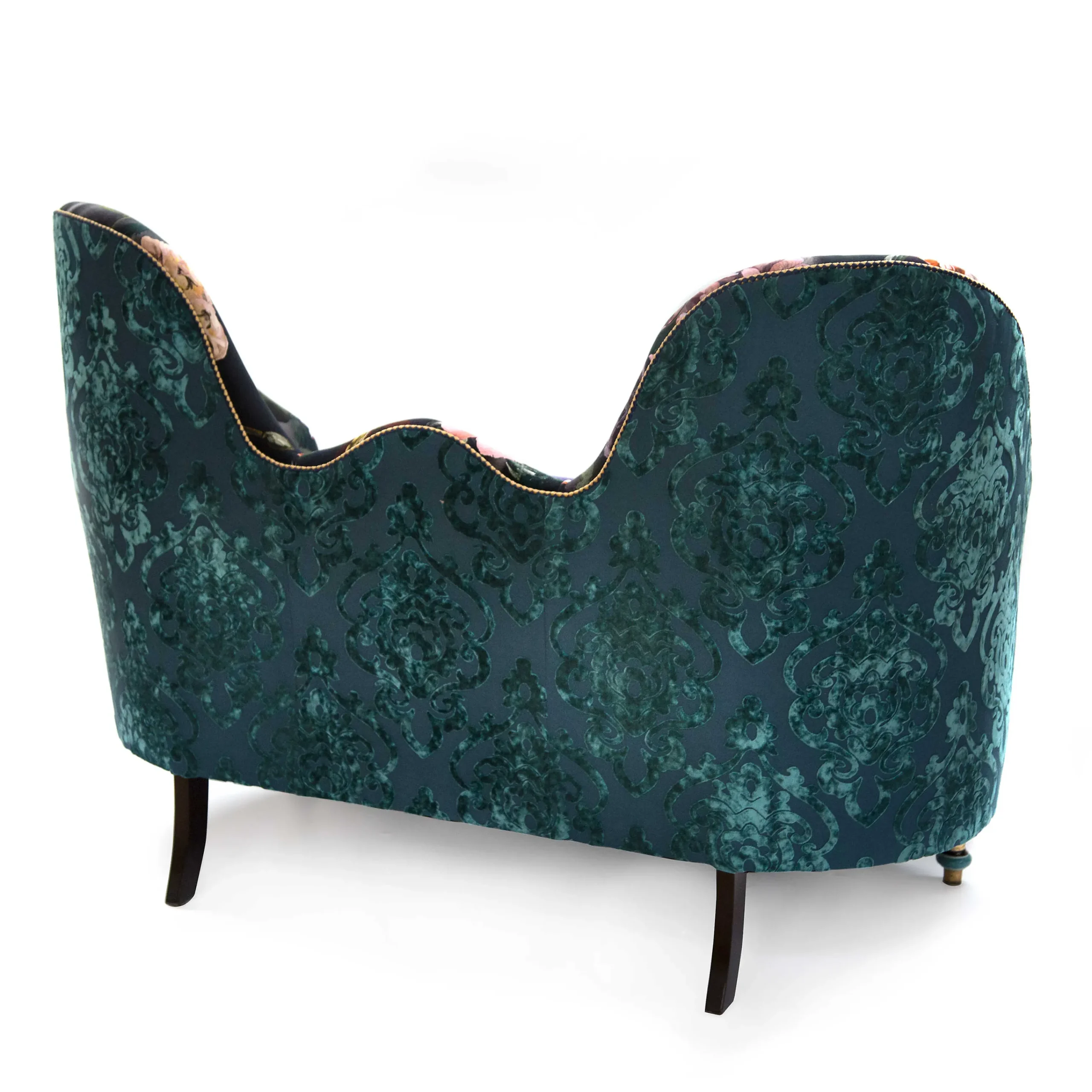 MacKenzie-Childs Living Room<Moonlight Garden Tete-a-Tete Settee