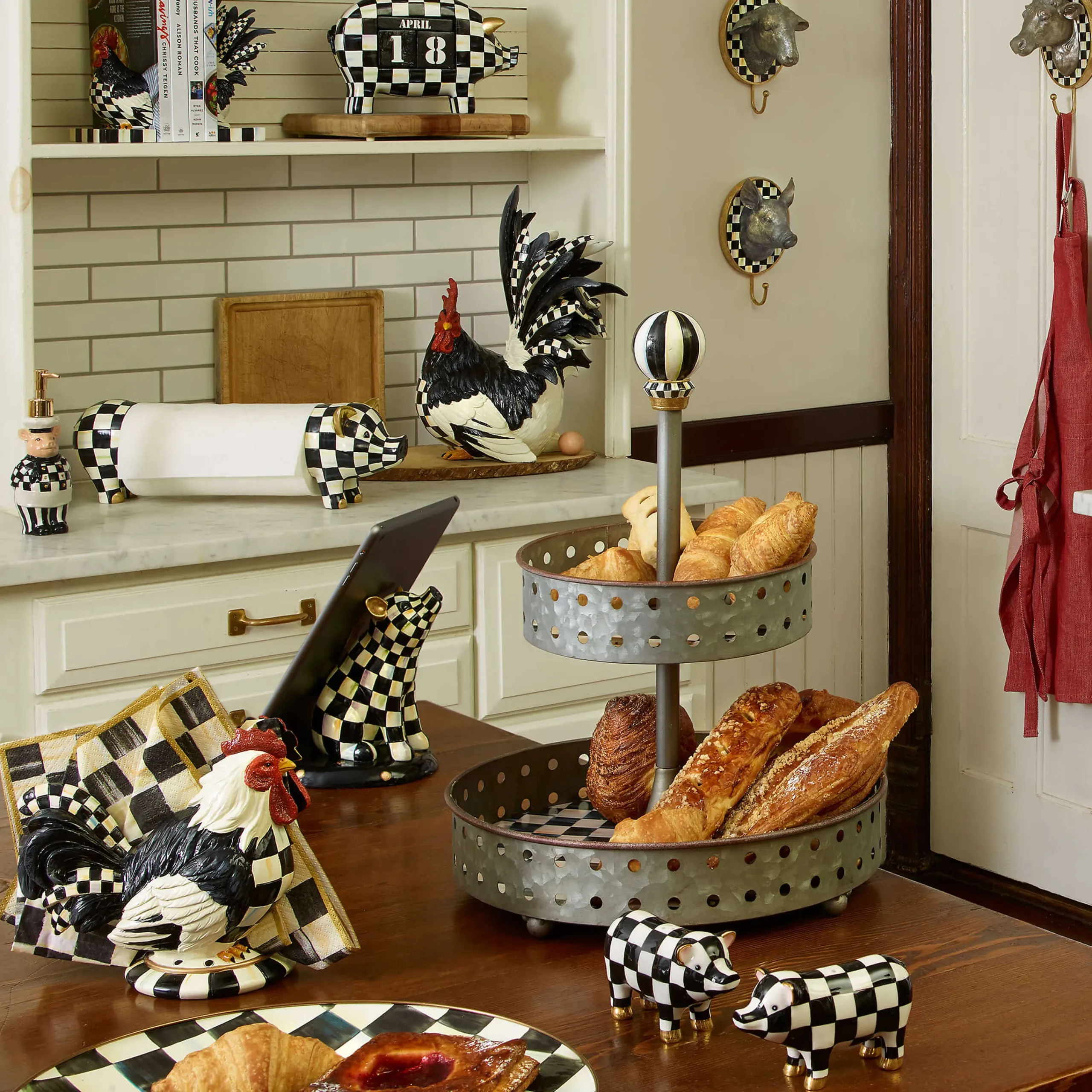 MacKenzie-Childs Spring|Table Accessories<Pig Salt  Pepper Set