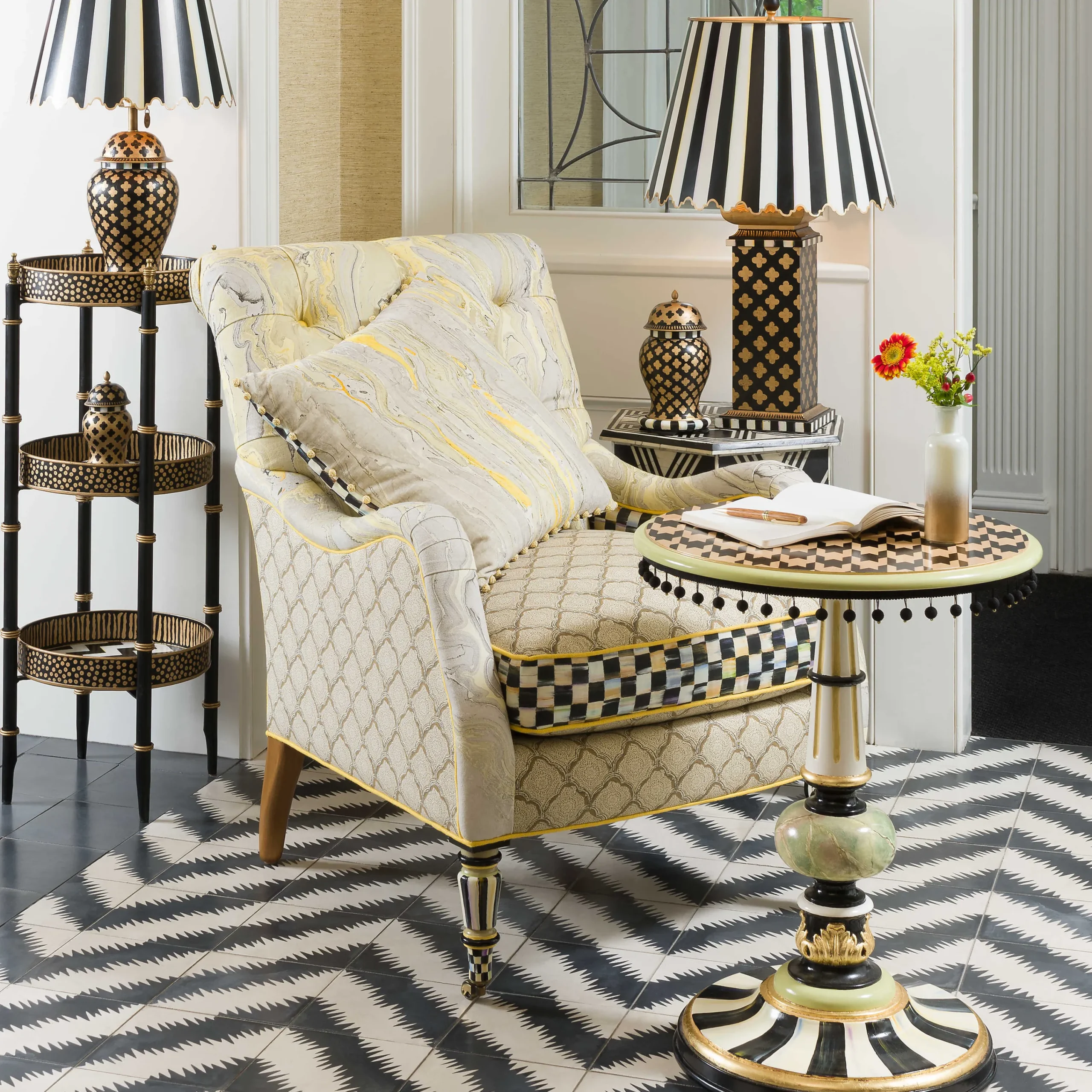 MacKenzie-Childs Room Accents|Lighting<Quatrefoil Small Table Lamp