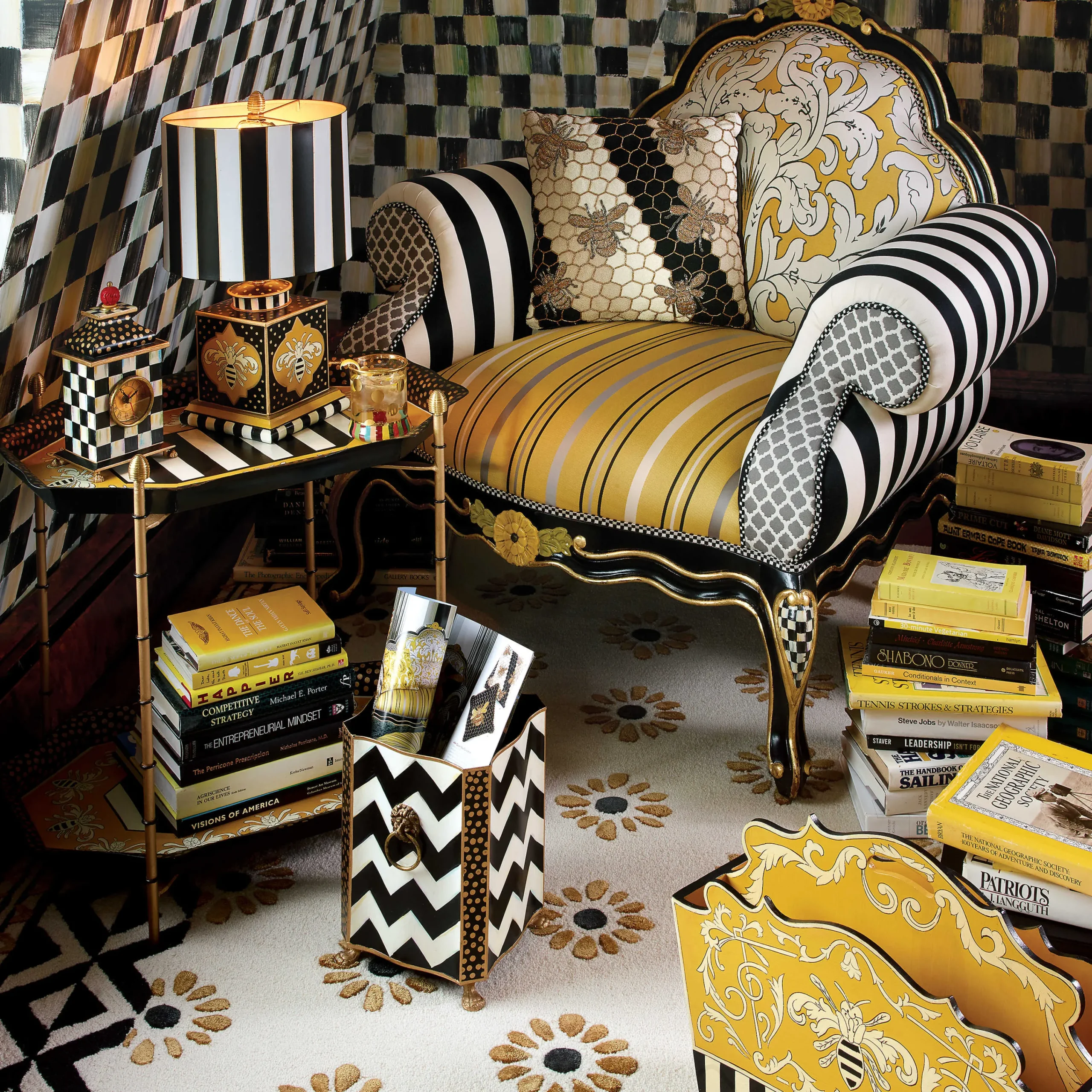 MacKenzie-Childs Room Accents|Lighting<Queen Bee Lamp