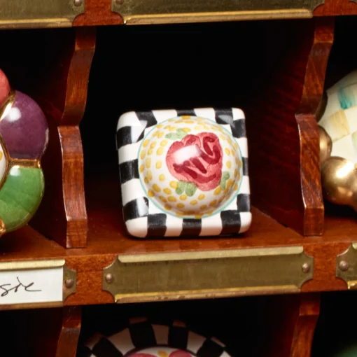 MacKenzie-Childs Finishing Touches<Rose Petit Four Square Knob