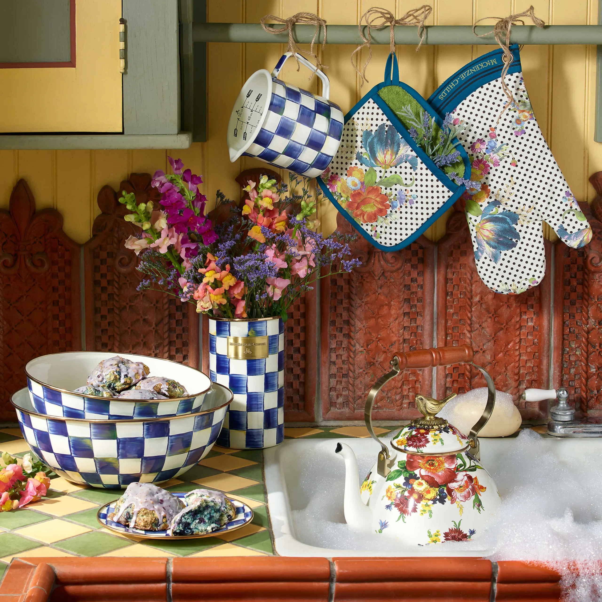 MacKenzie-Childs Serveware<Royal Check Extra Large Everyday Bowl