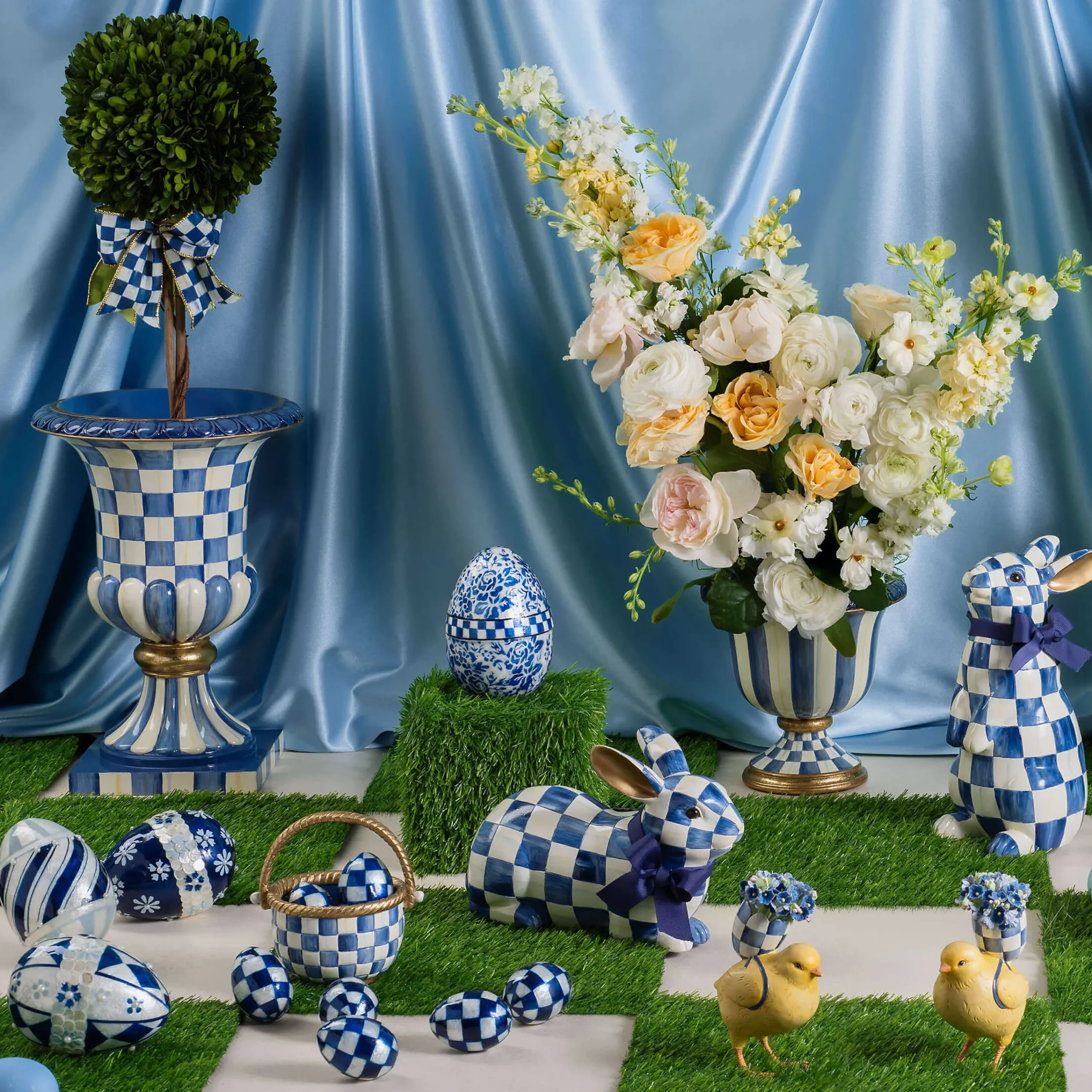 MacKenzie-Childs Easter|Spring<Royal Check Resting Bunny