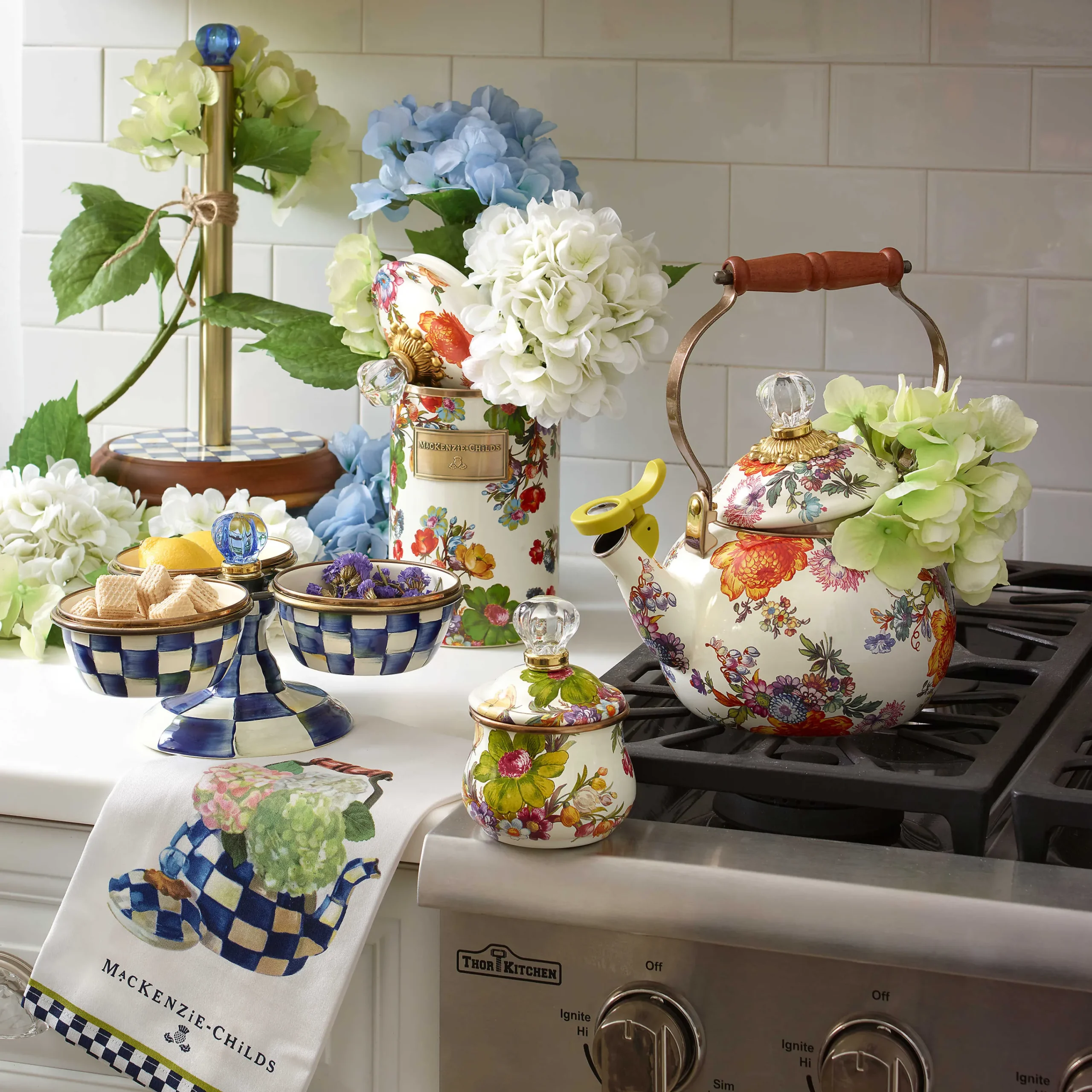 MacKenzie-Childs Kitchen Storage & Organization<Royal Check Wood Paper Towel Holder