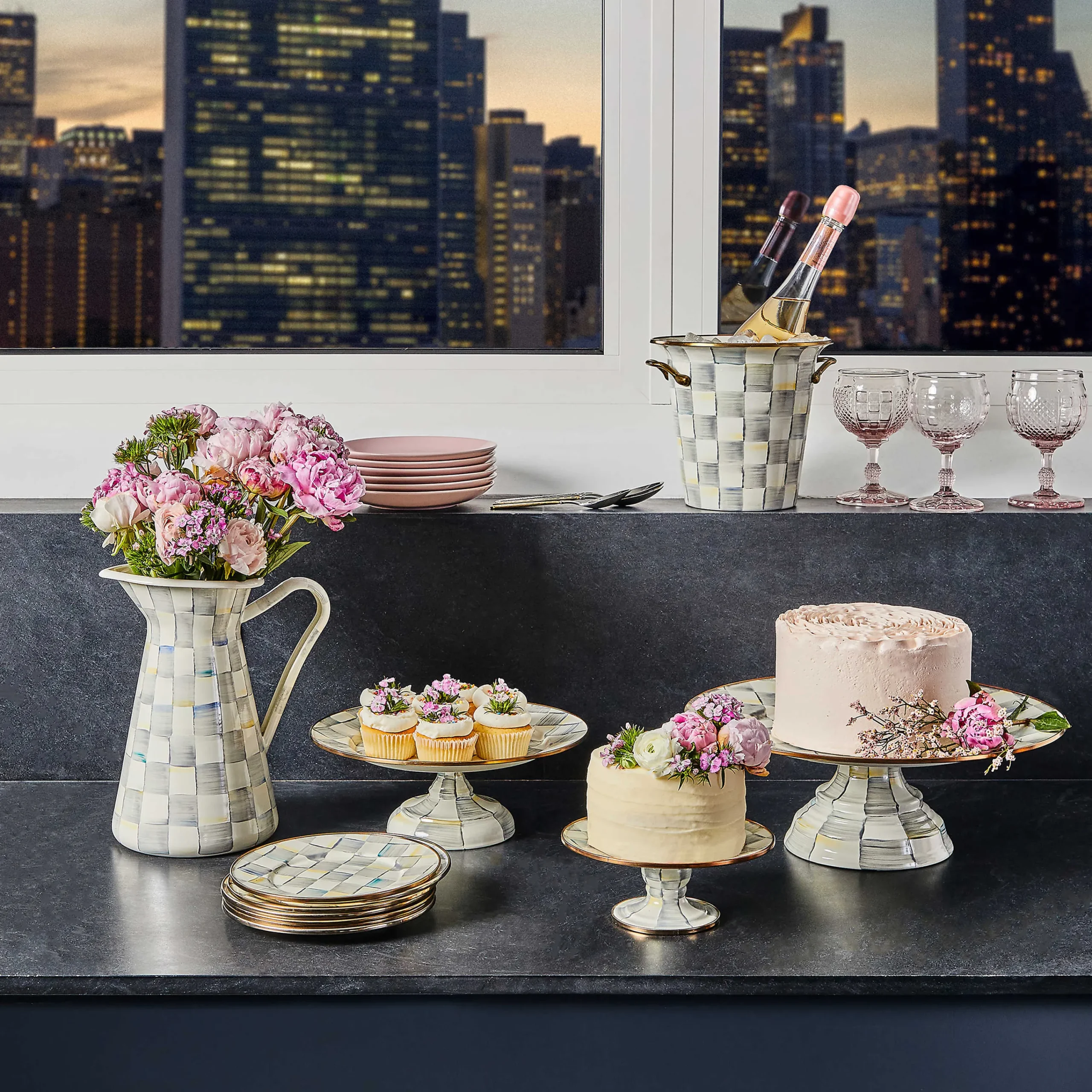 MacKenzie-Childs Fall Entertaining|Serveware<Sterling Check Large Pedestal Platter