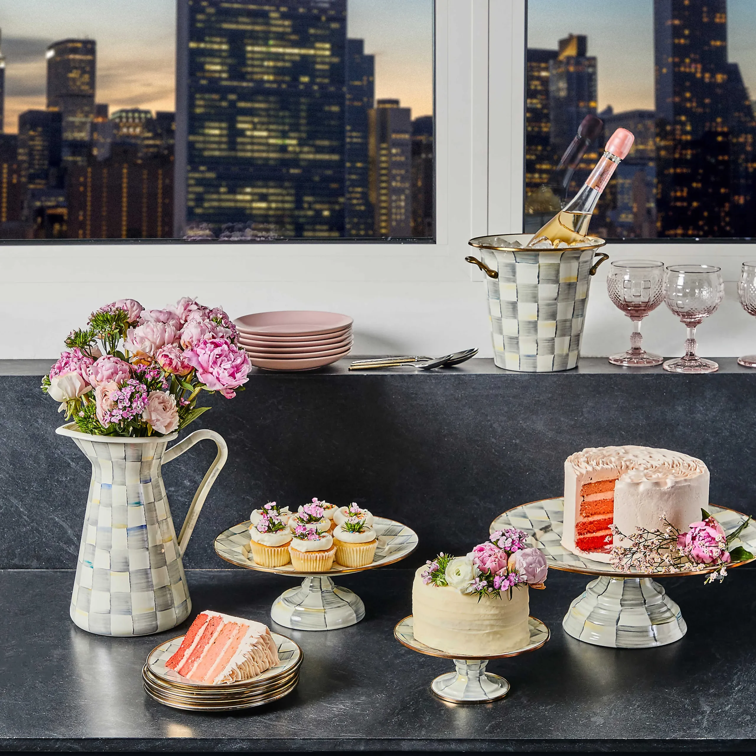 MacKenzie-Childs Fall Entertaining|Serveware<Sterling Check Large Pedestal Platter