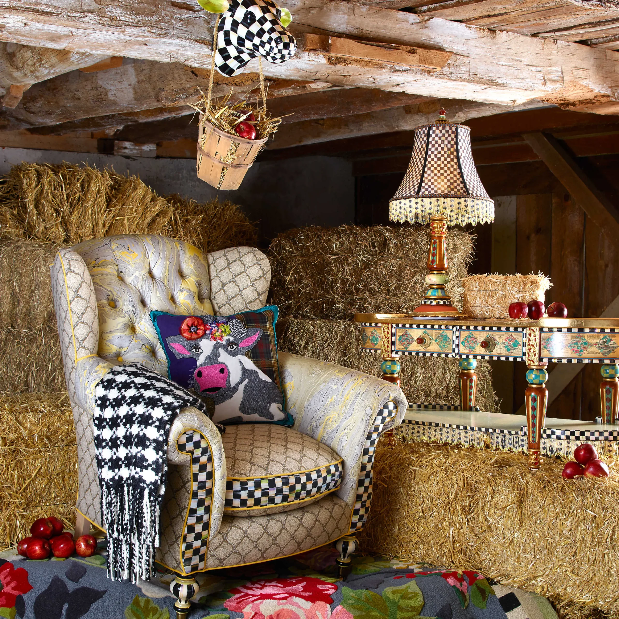 MacKenzie-Childs Rugs<Tudor Rose 6' Octagon Rug