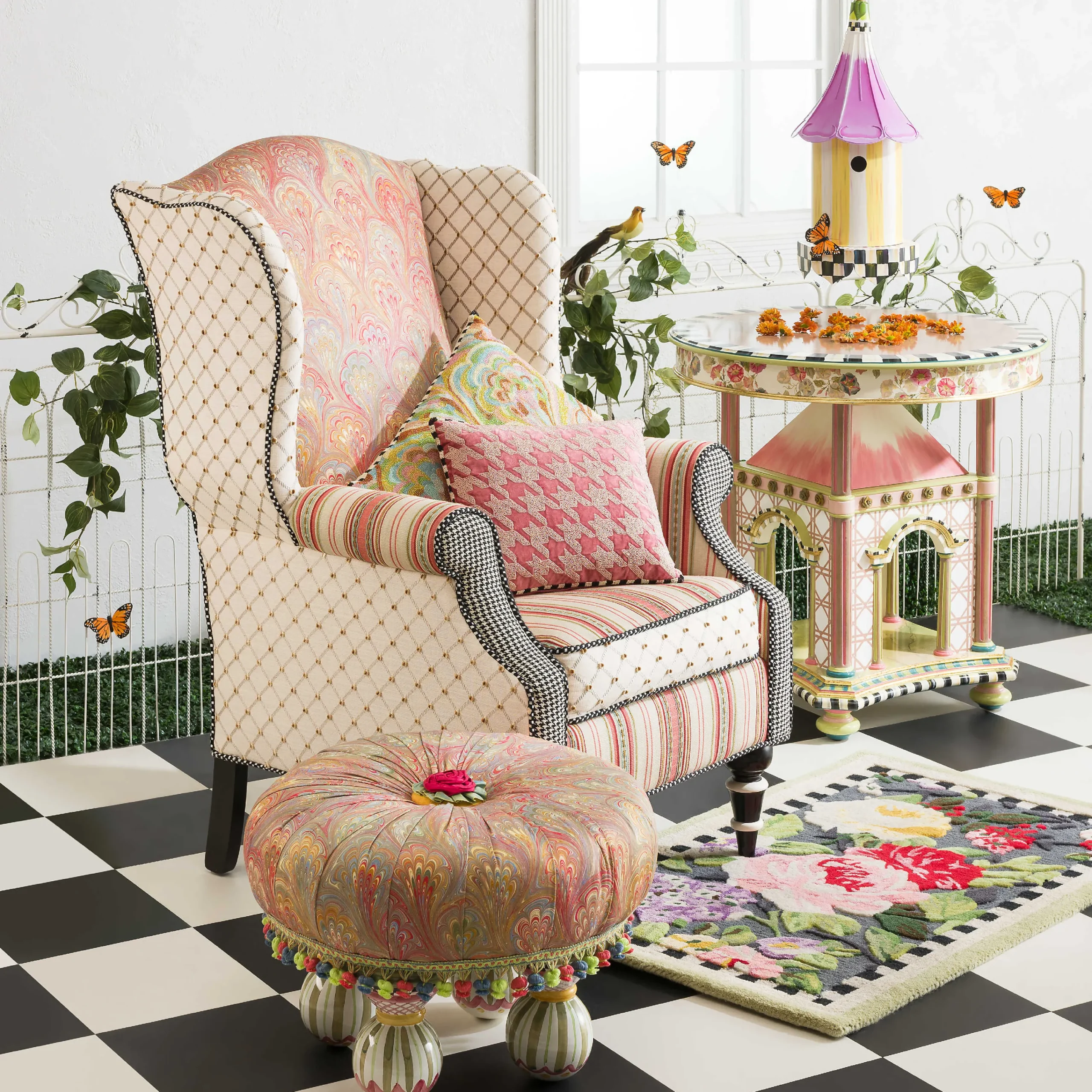 MacKenzie-Childs Rugs<Tudor Rose 2'3 x 3'9 Rug