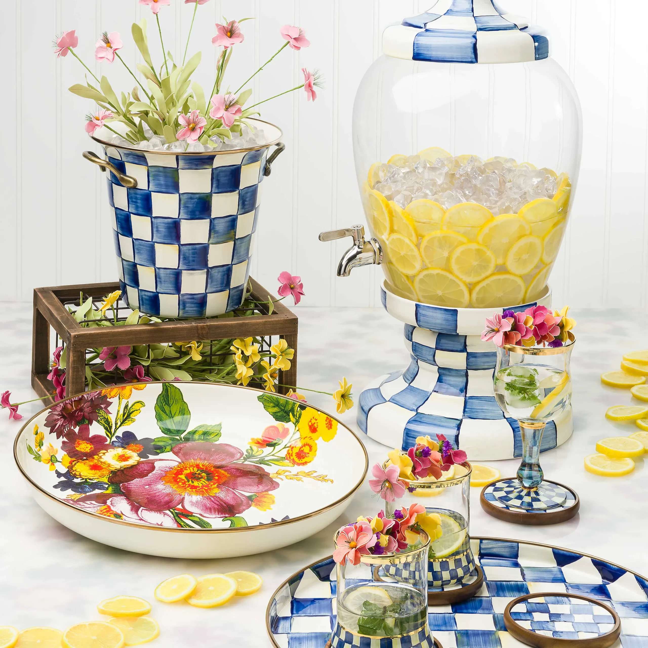 MacKenzie-Childs Serveware<White Flower Market Abundant Bowl