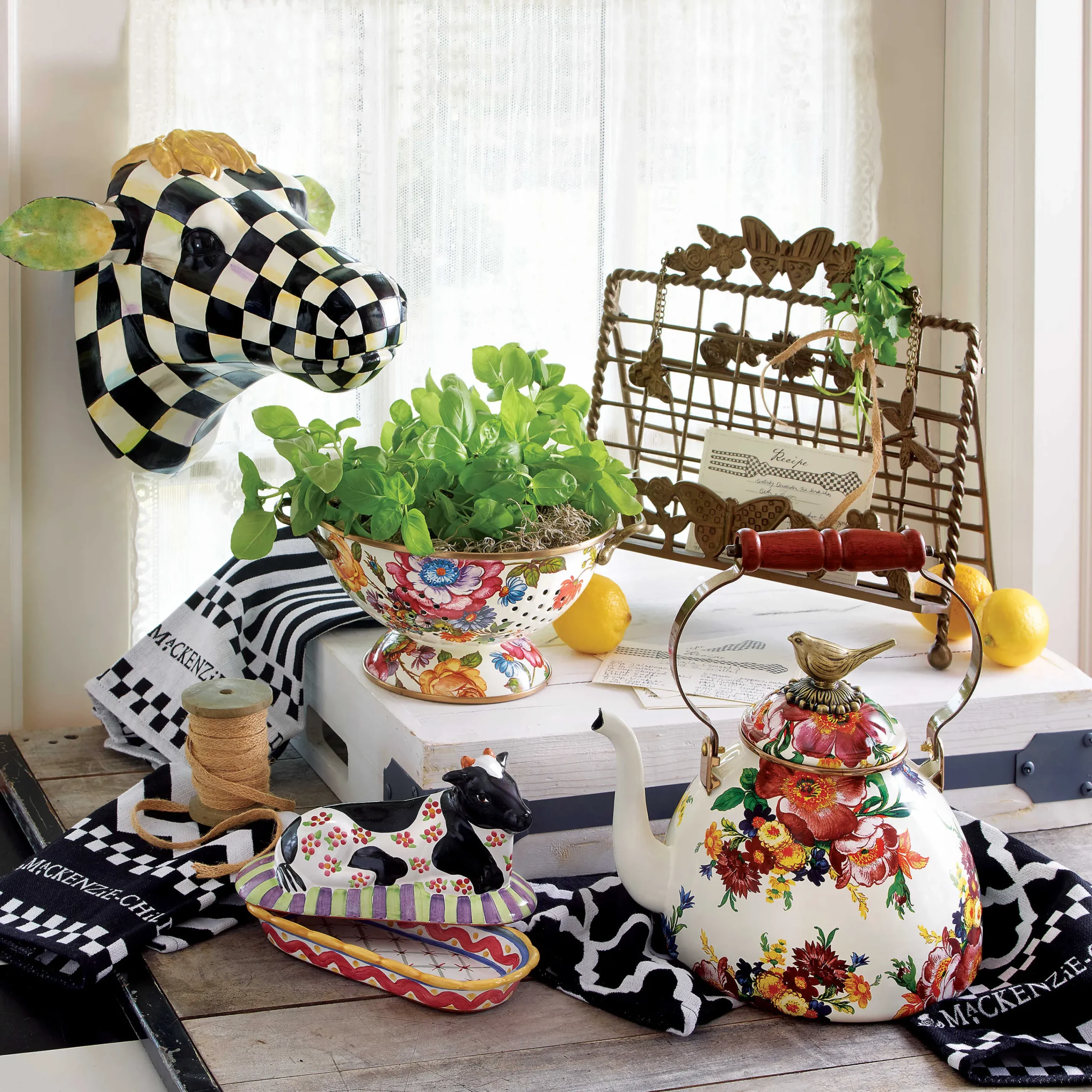 MacKenzie-Childs Kitchen Utensils & Tools<White Flower Market Large Colander