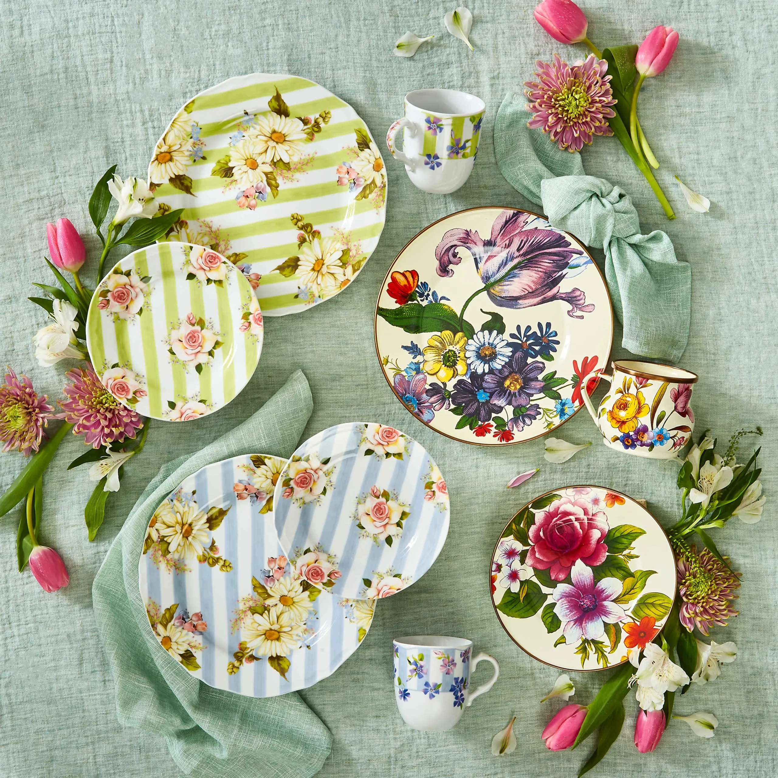 MacKenzie-Childs The Coffee Shop|Drinkware<White Flower Market Mug
