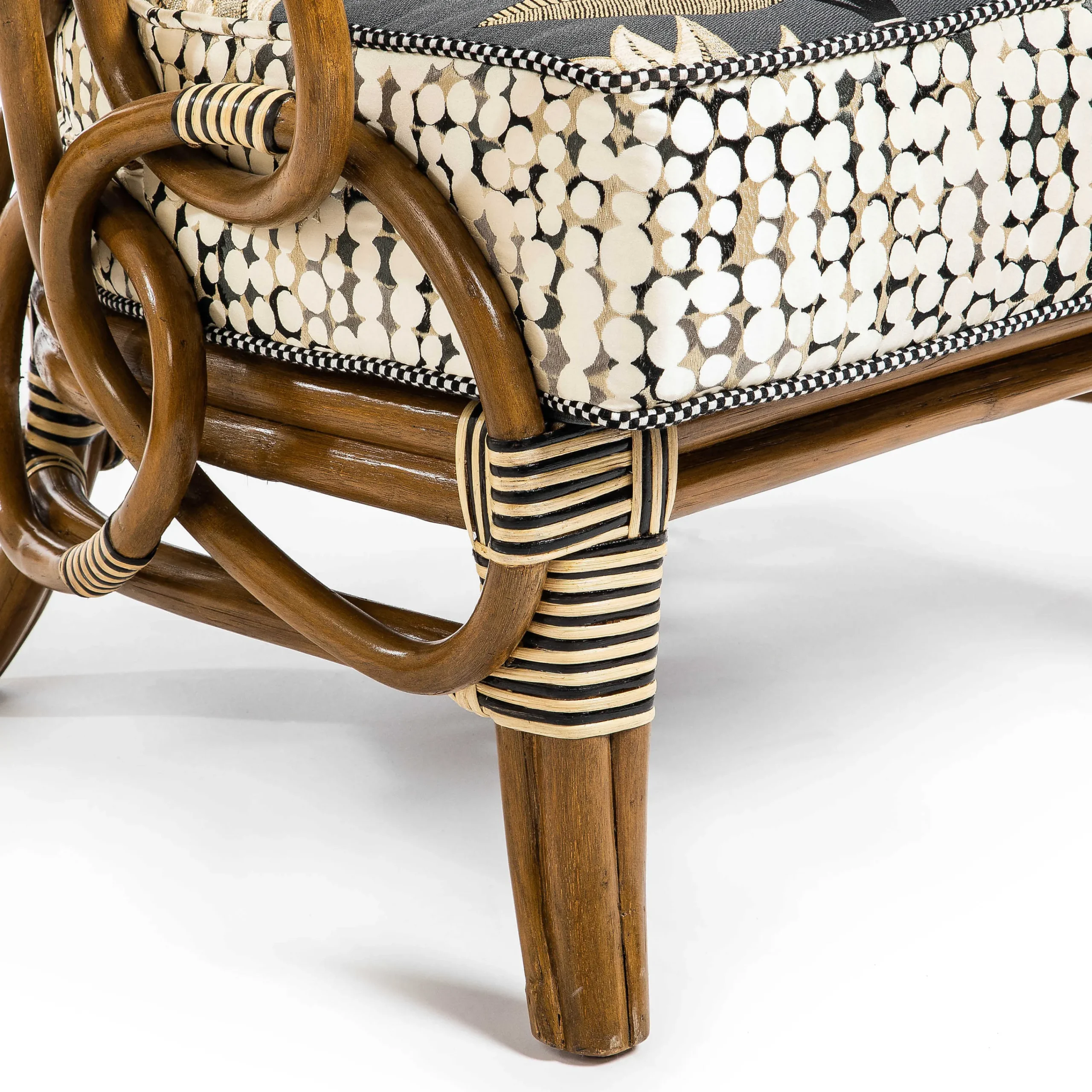 MacKenzie-Childs Living Room<Wild Indoors Rattan Chair